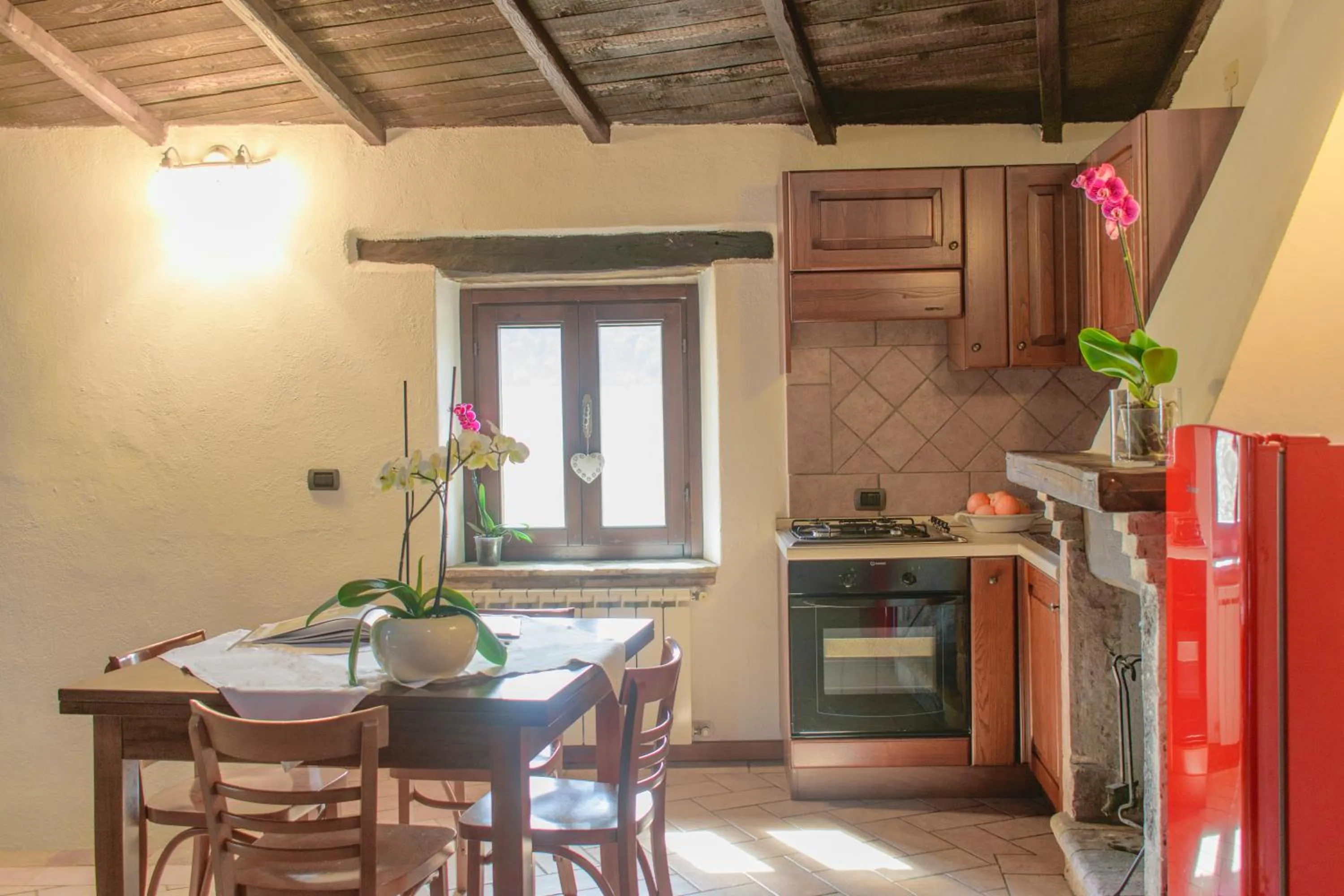 Kitchen or kitchenette in Borgo San Valentino