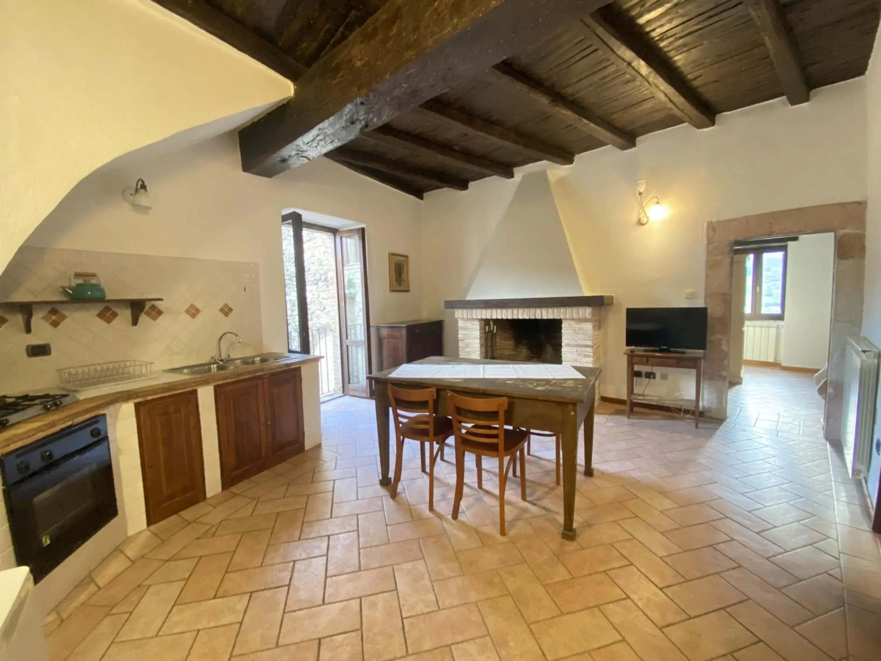 Classic Apartment in Borgo San Valentino Classic Apartment in Borgo San Valentino