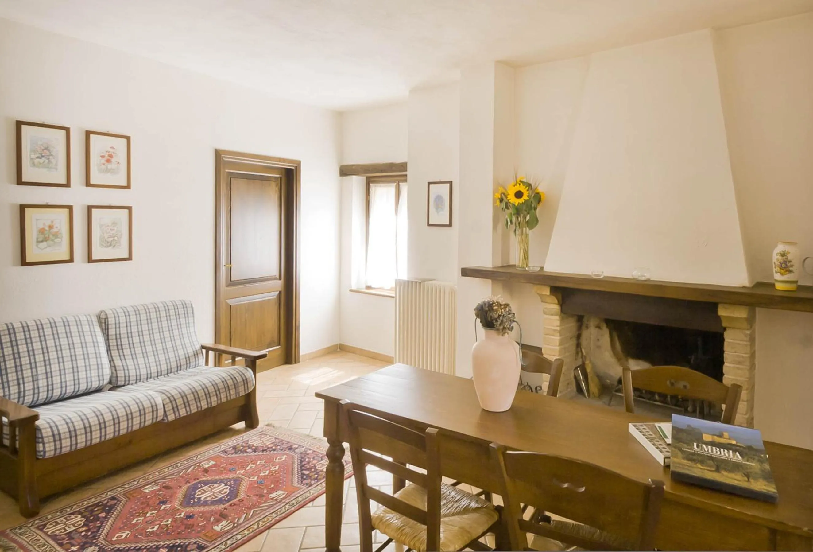 Living room in Borgo San Valentino