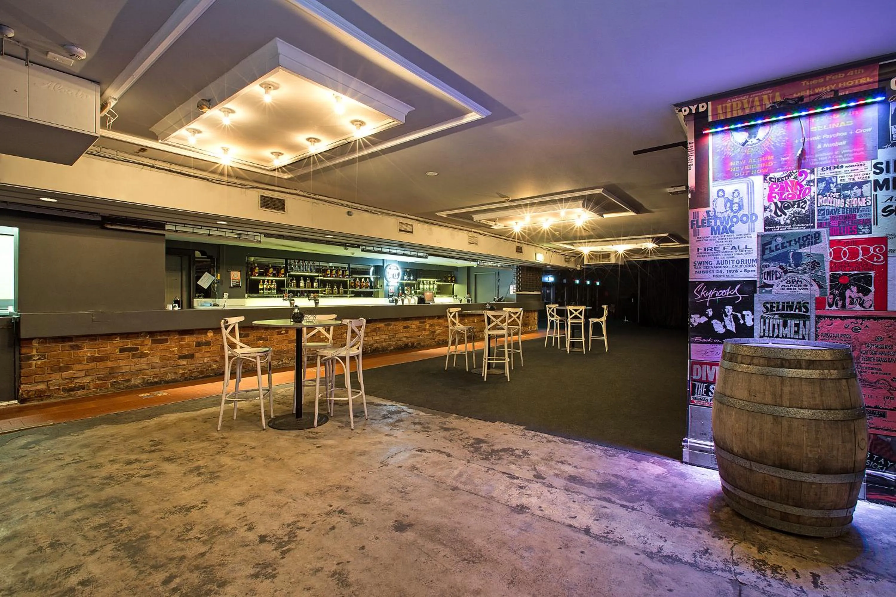 Lounge or bar in Coogee Bay Hotel