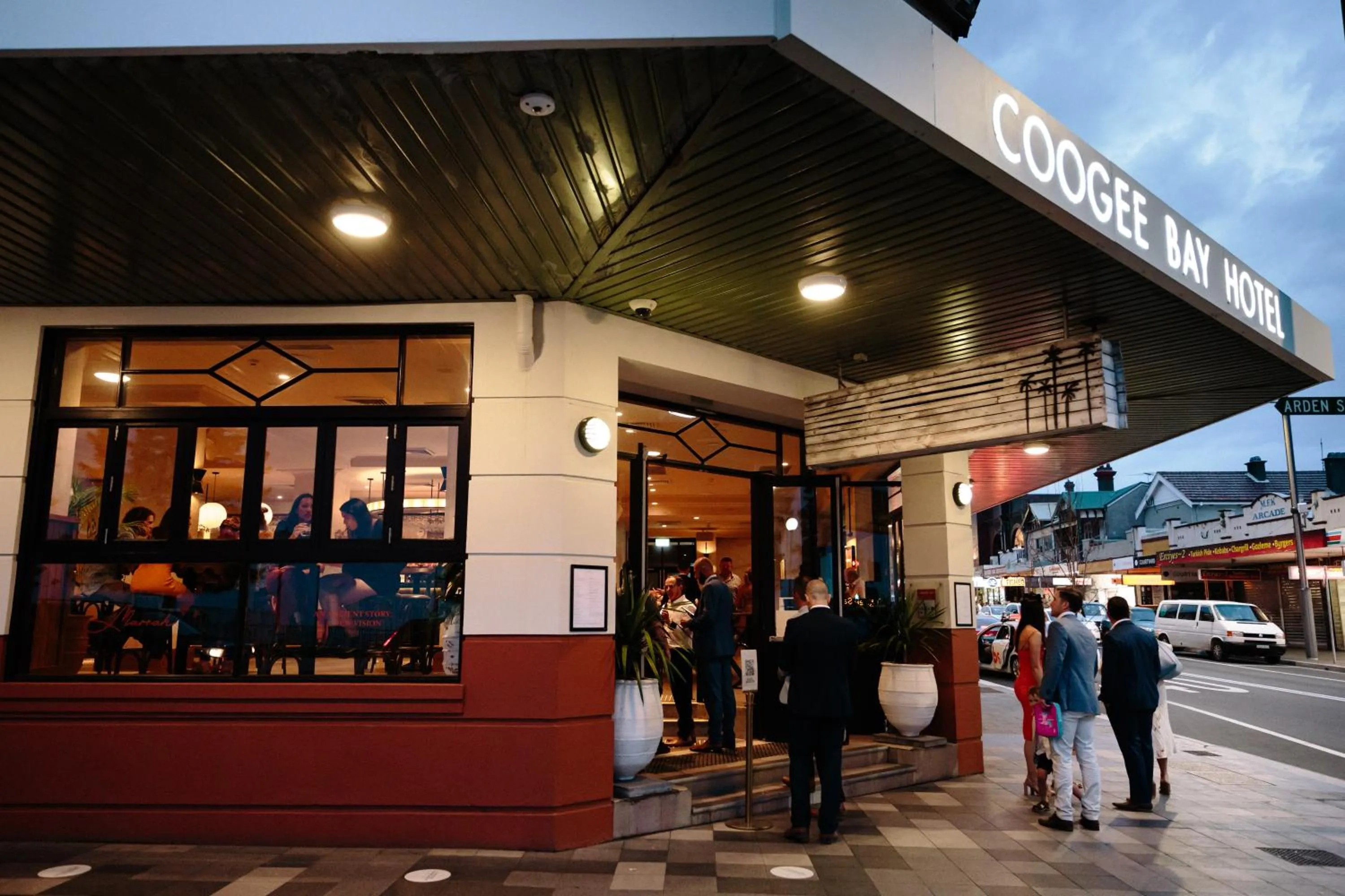Facade/entrance in Coogee Bay Hotel