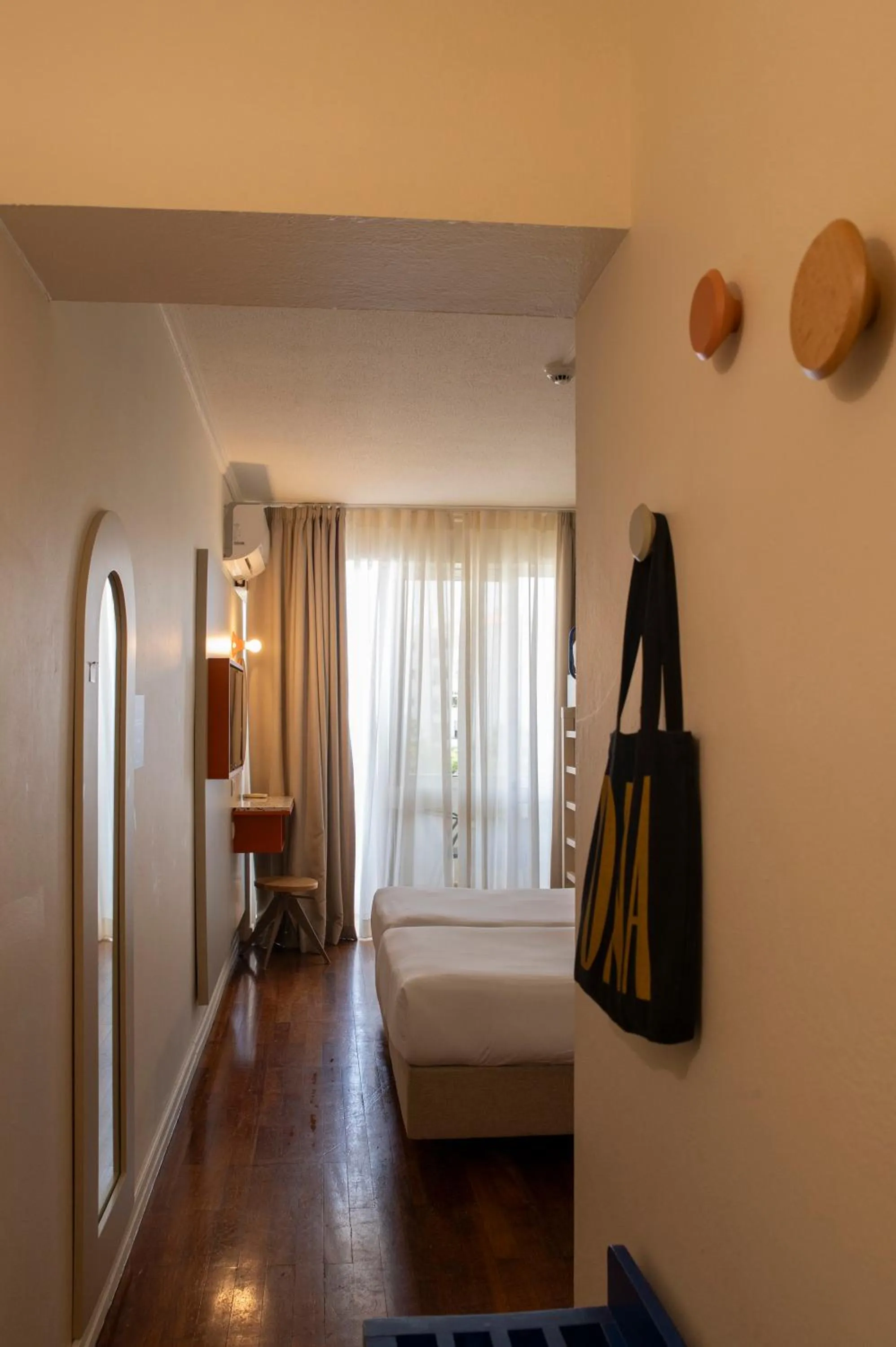 Bed in WOT Lagos Montemar Soul