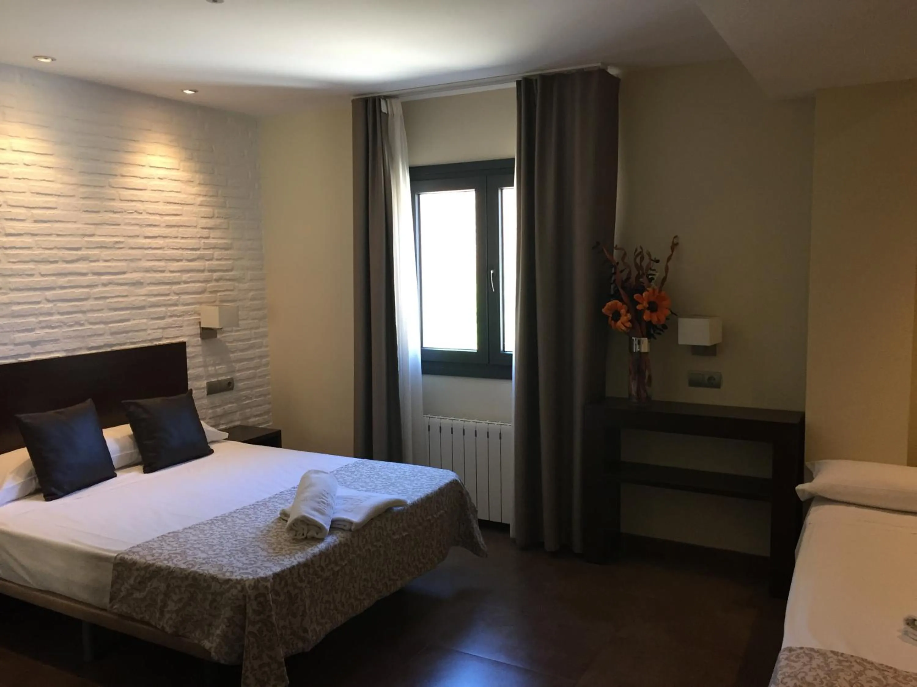 Bedroom, Bed in Hotel Restaurante El Corte