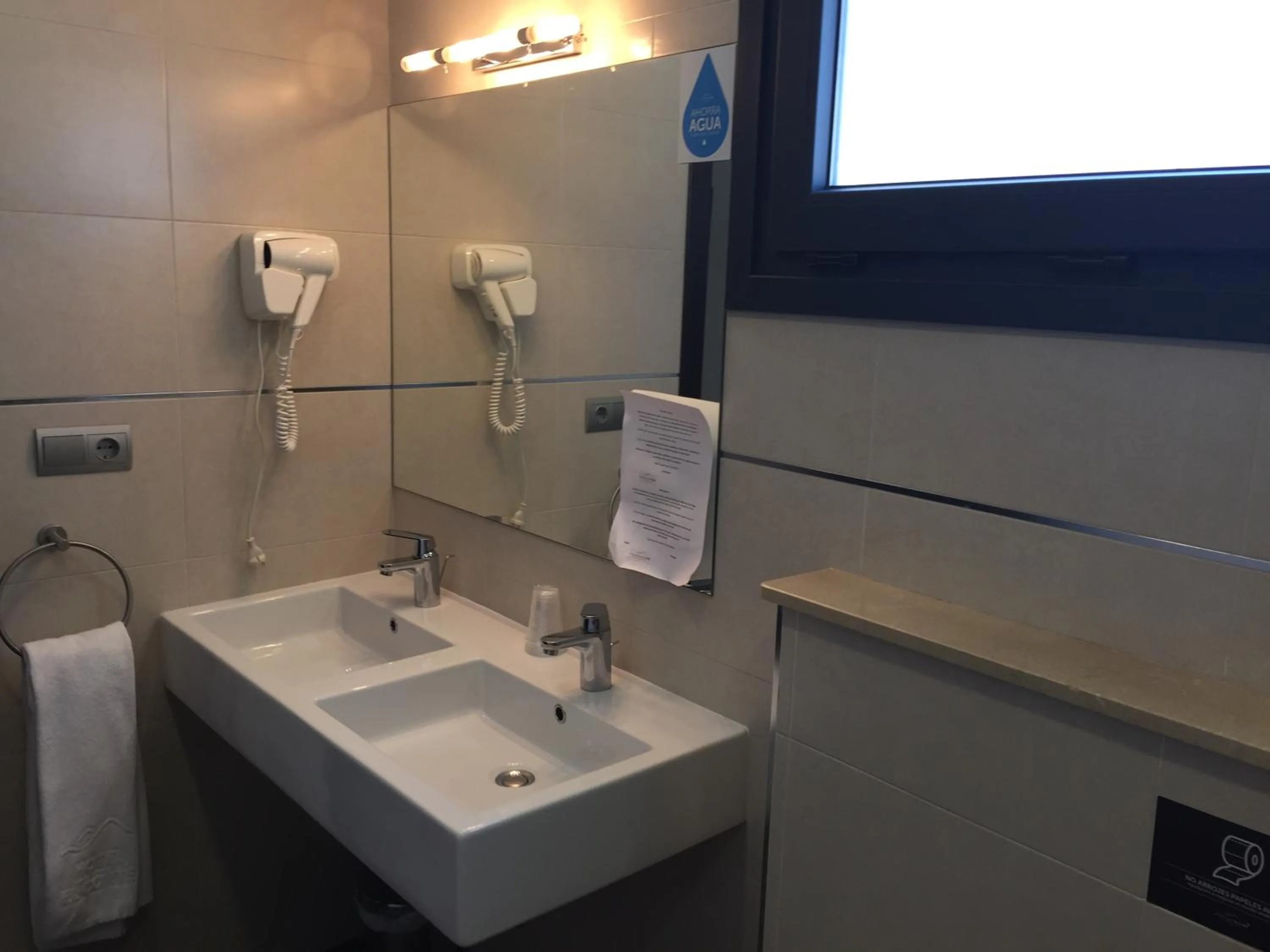 Bathroom in Hotel Restaurante El Corte