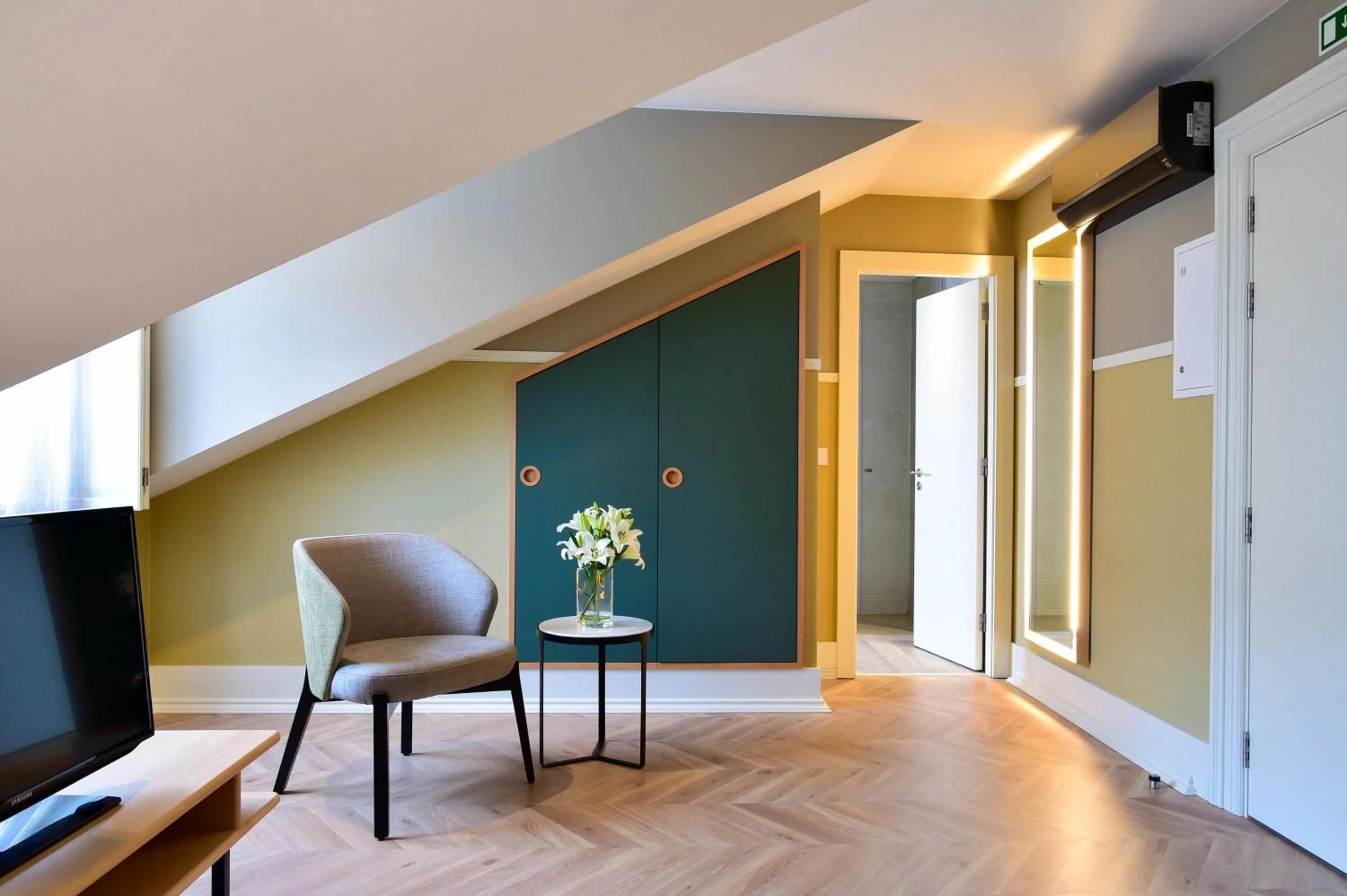 Seating area in My Story Hotel Tejo