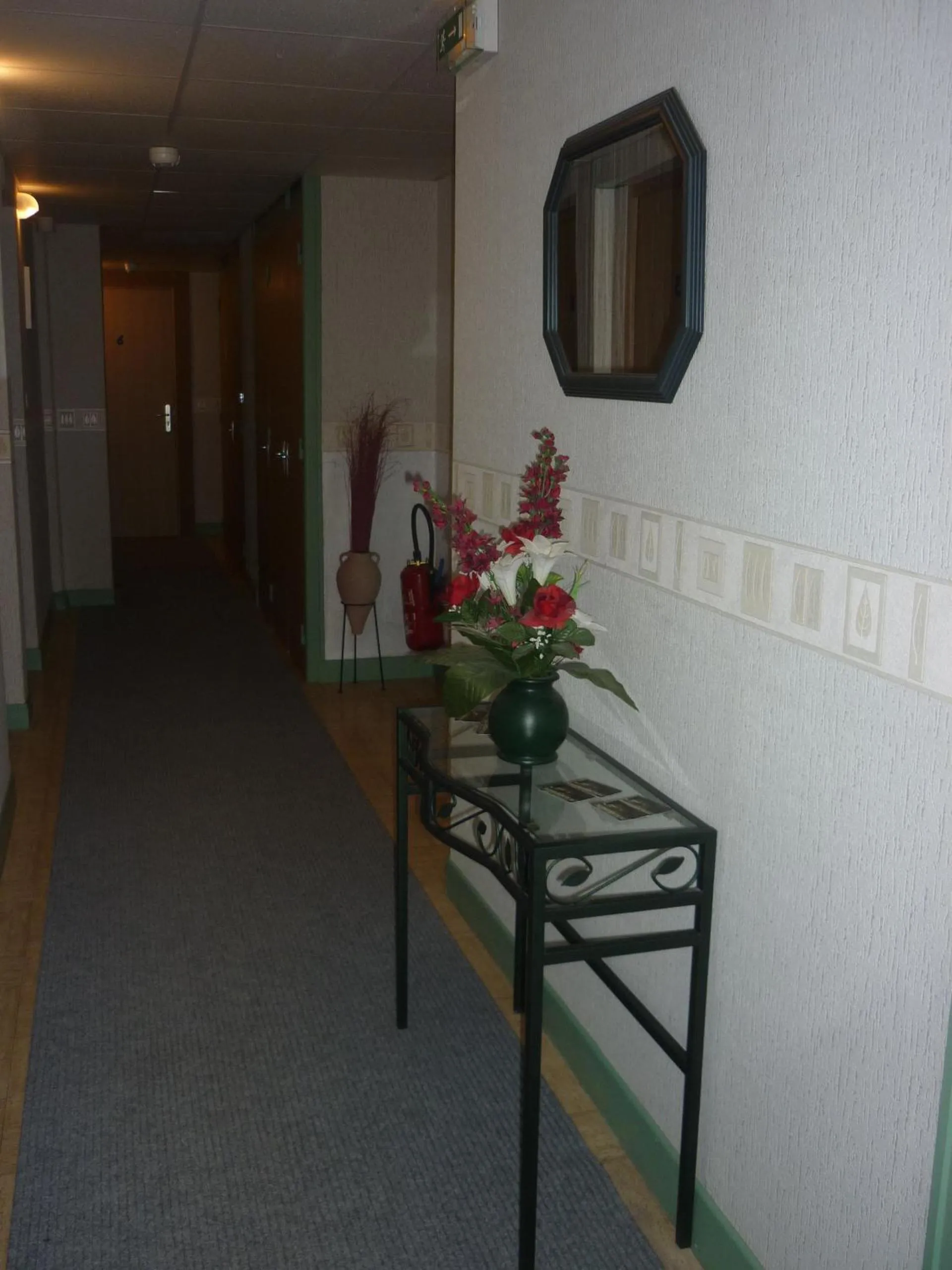 Decorative detail in Hotel Restaurant La Chaumiere du Lac