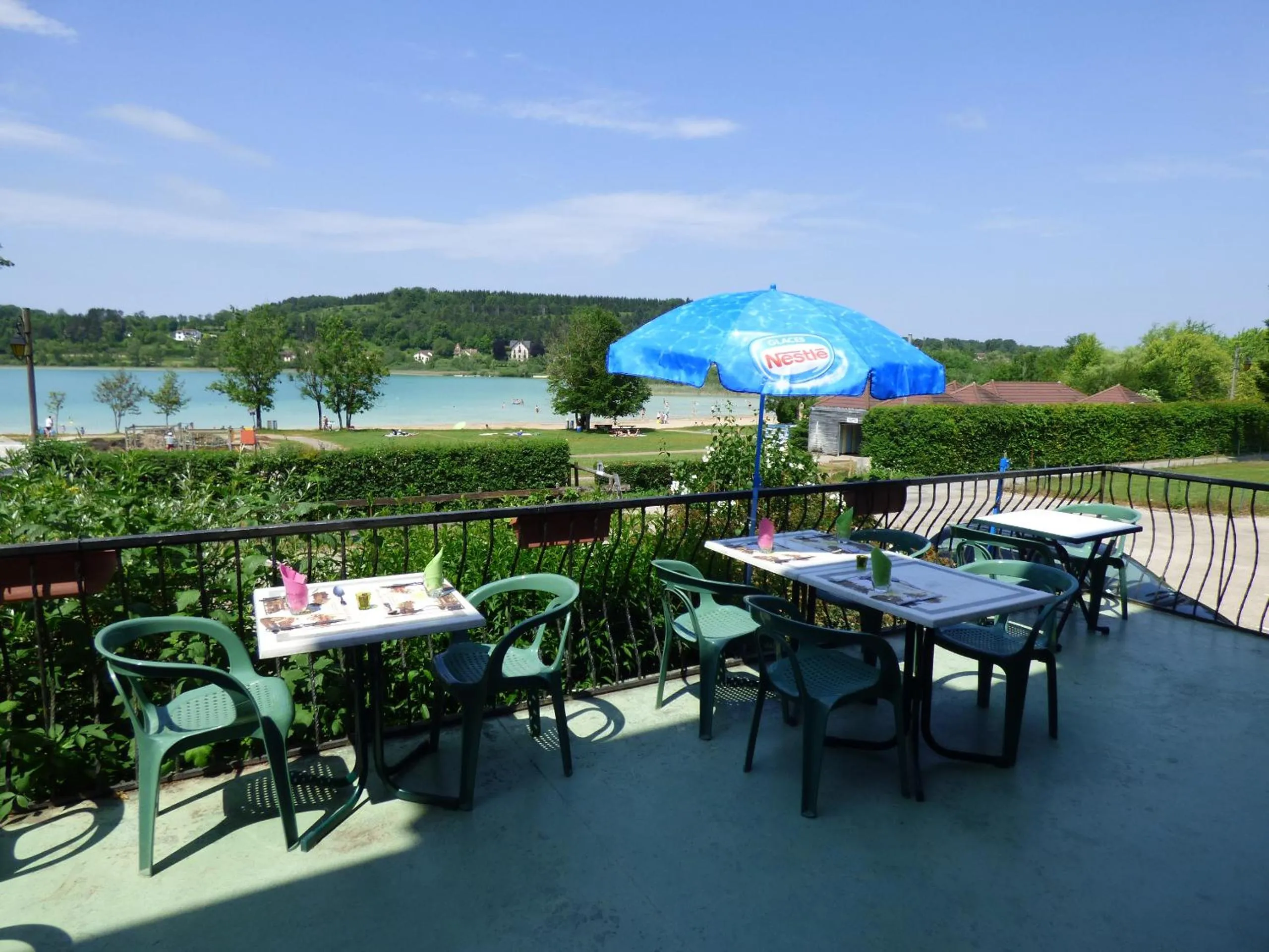Balcony/Terrace in Hotel Restaurant La Chaumiere du Lac