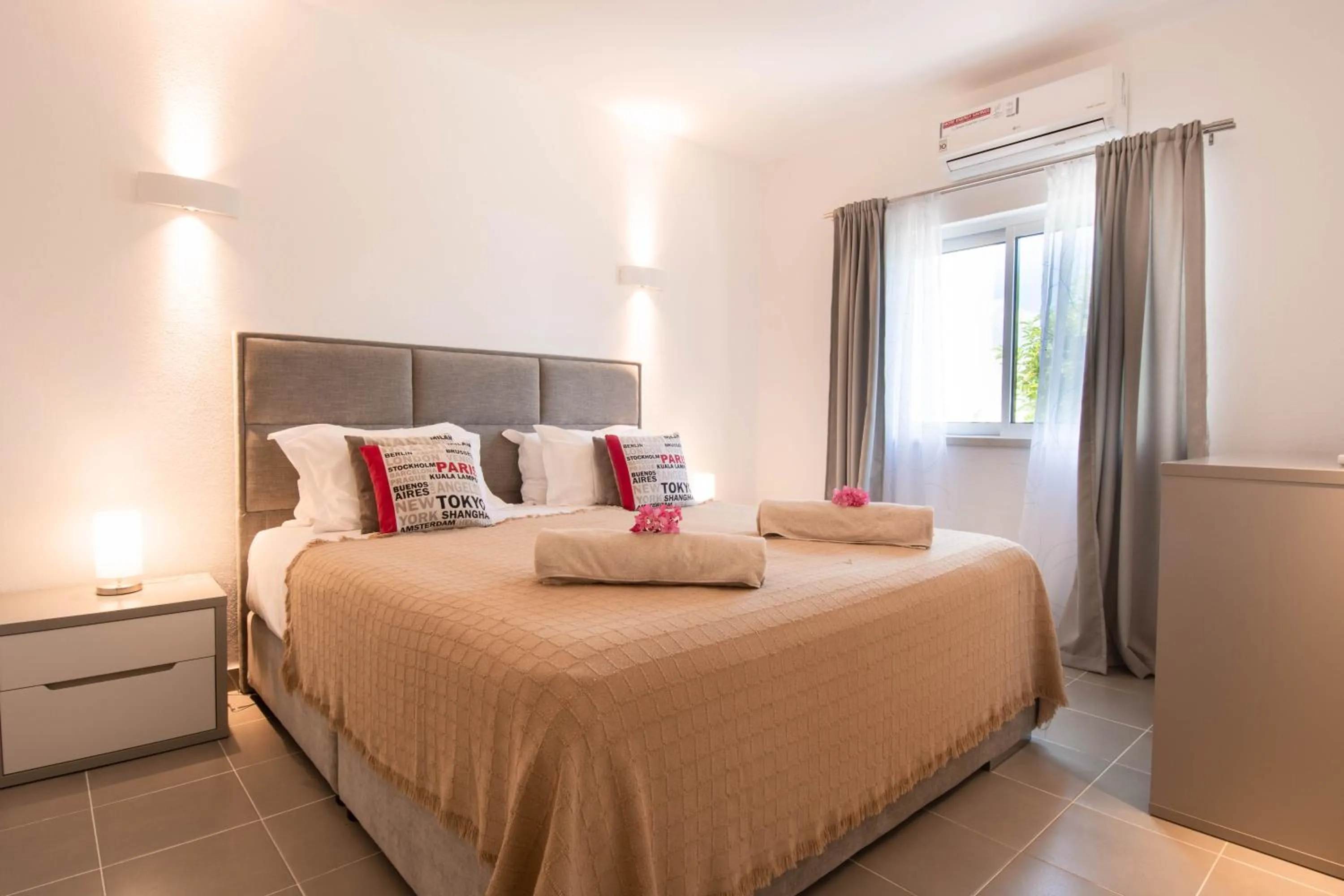 Bed in Monte Dourado