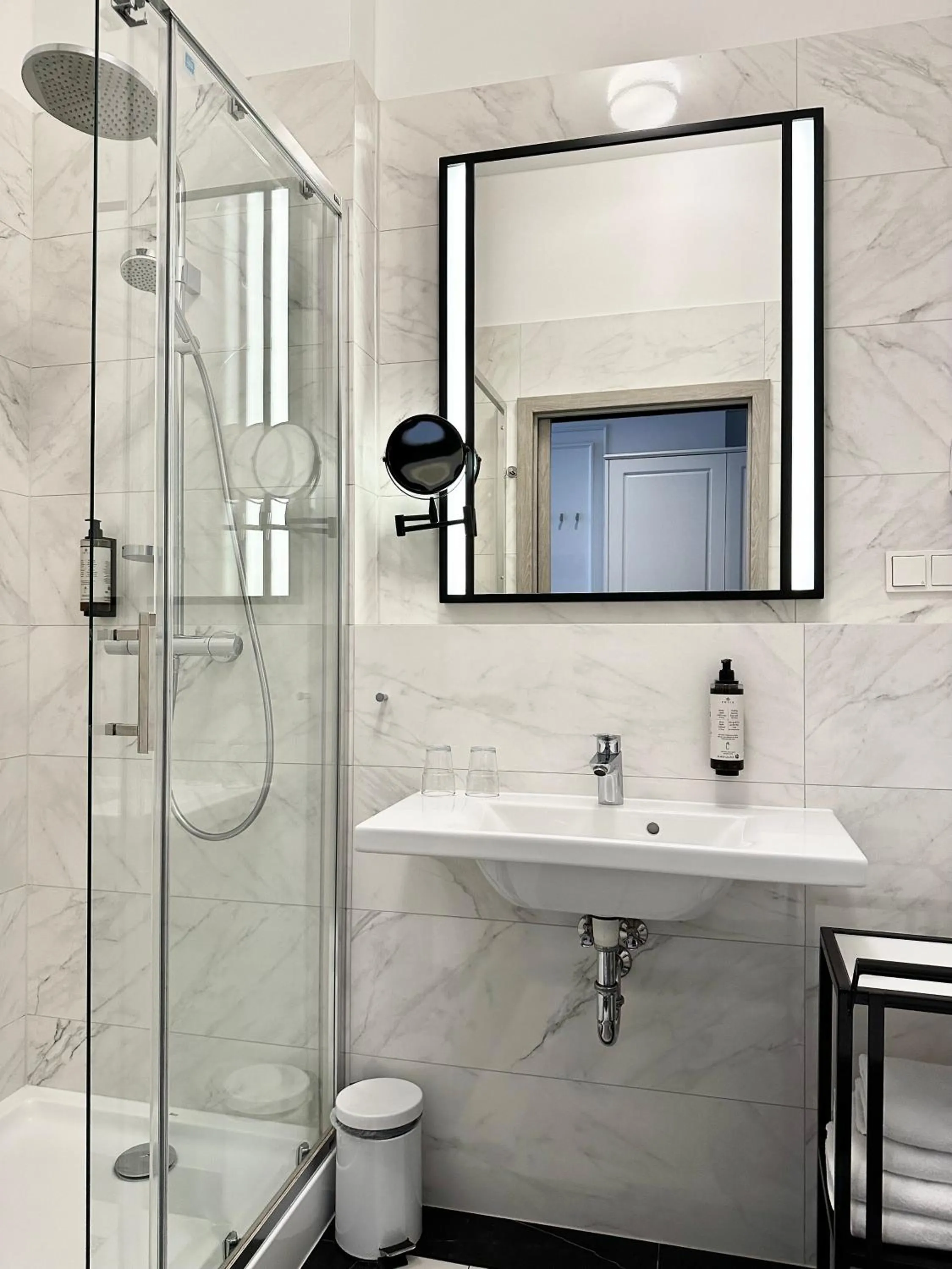 Bathroom in Amber Design Residence
