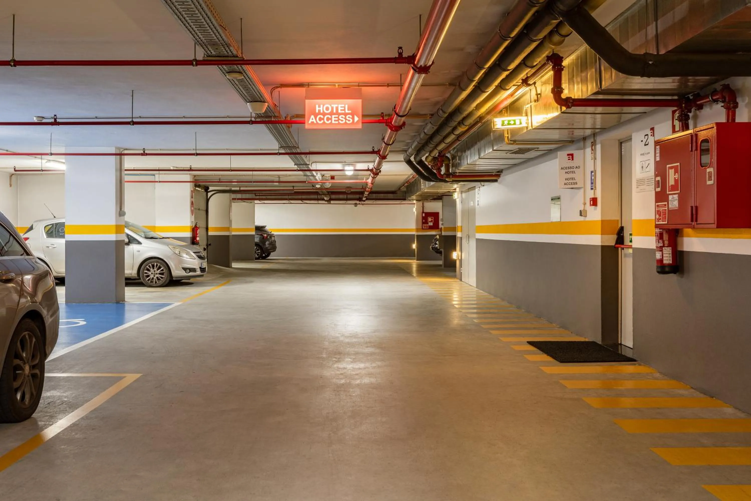 Parking in BessaHotel Boavista