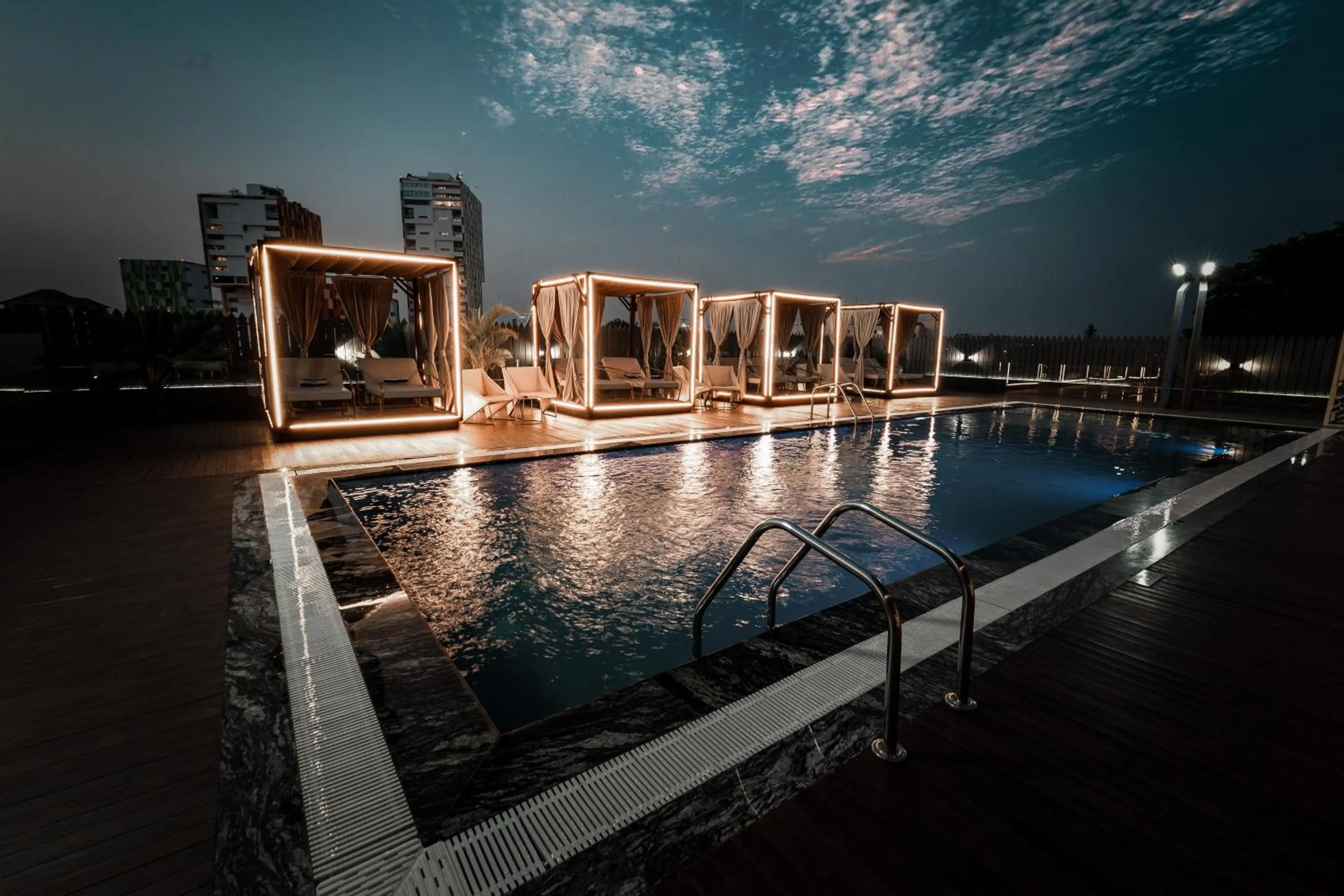Swimming pool in Kwarleyz Residence, Accra