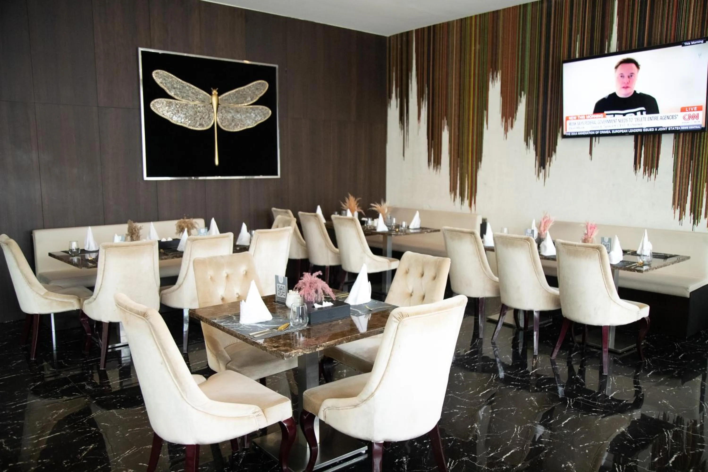 Restaurant/places to eat in Kwarleyz Residence, Accra