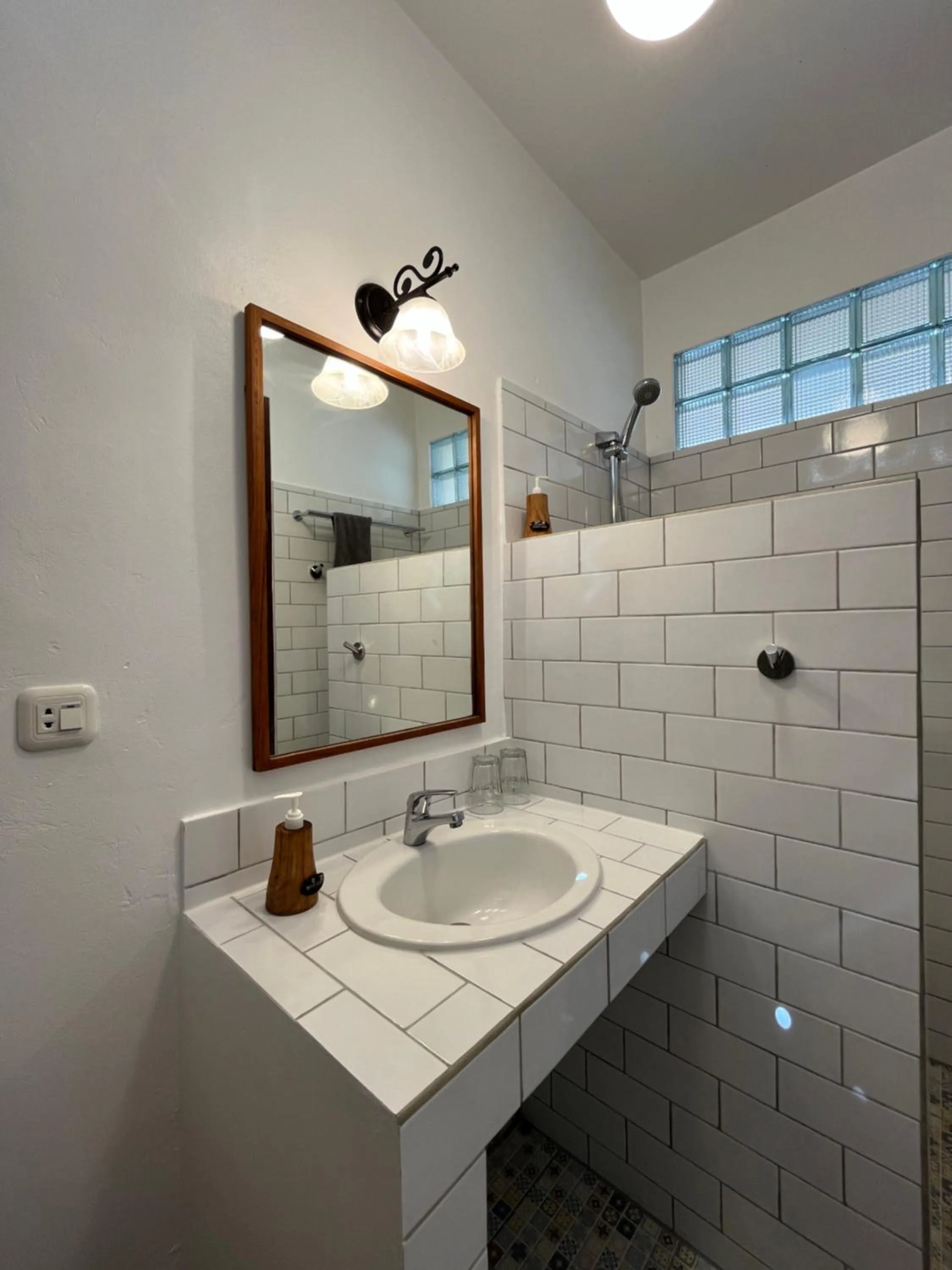 Shower in Living Room Lembongan