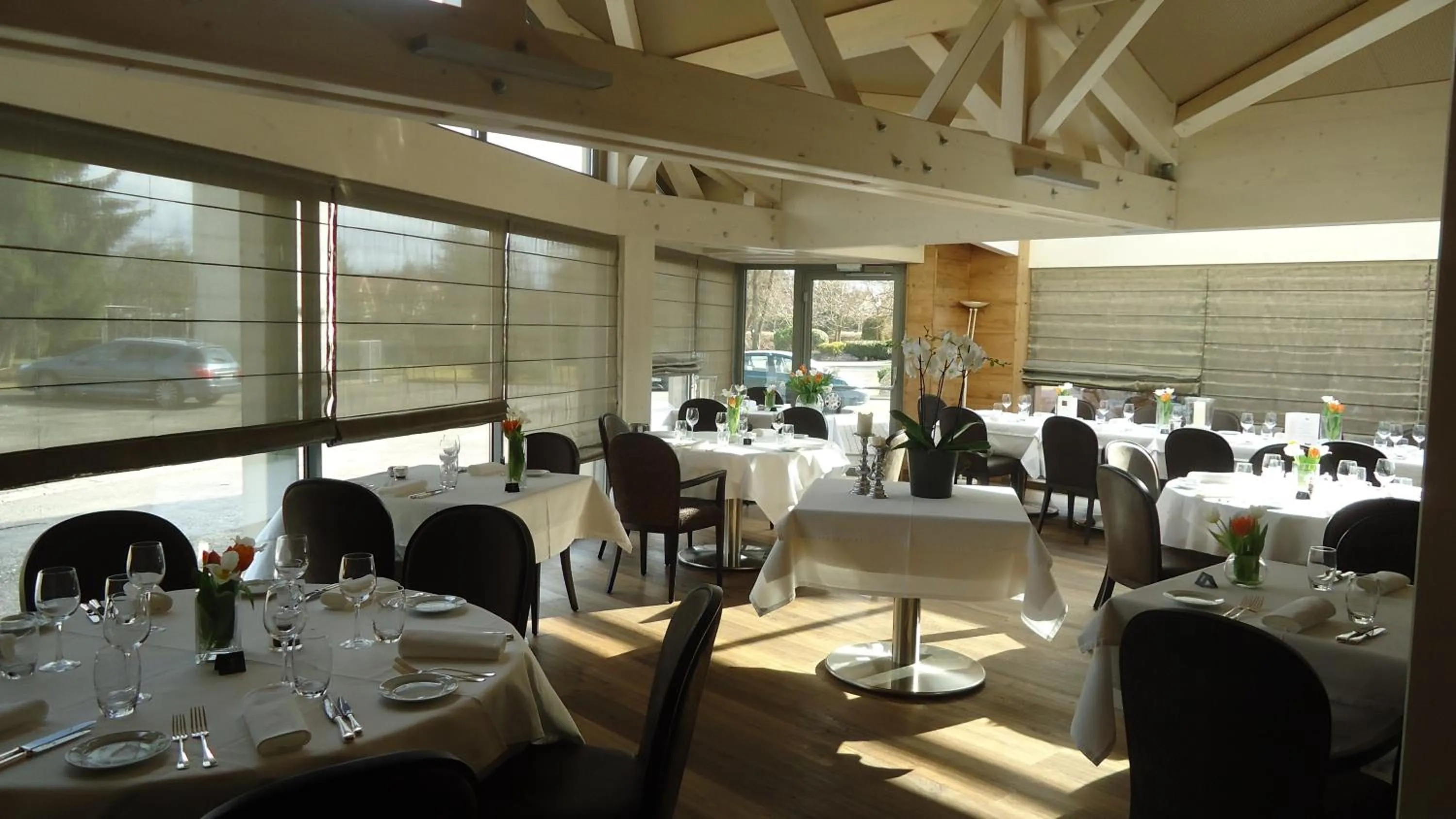 Restaurant/places to eat in Le Moulin de la Walk