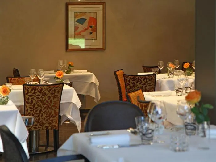 Restaurant/places to eat in Le Moulin de la Walk