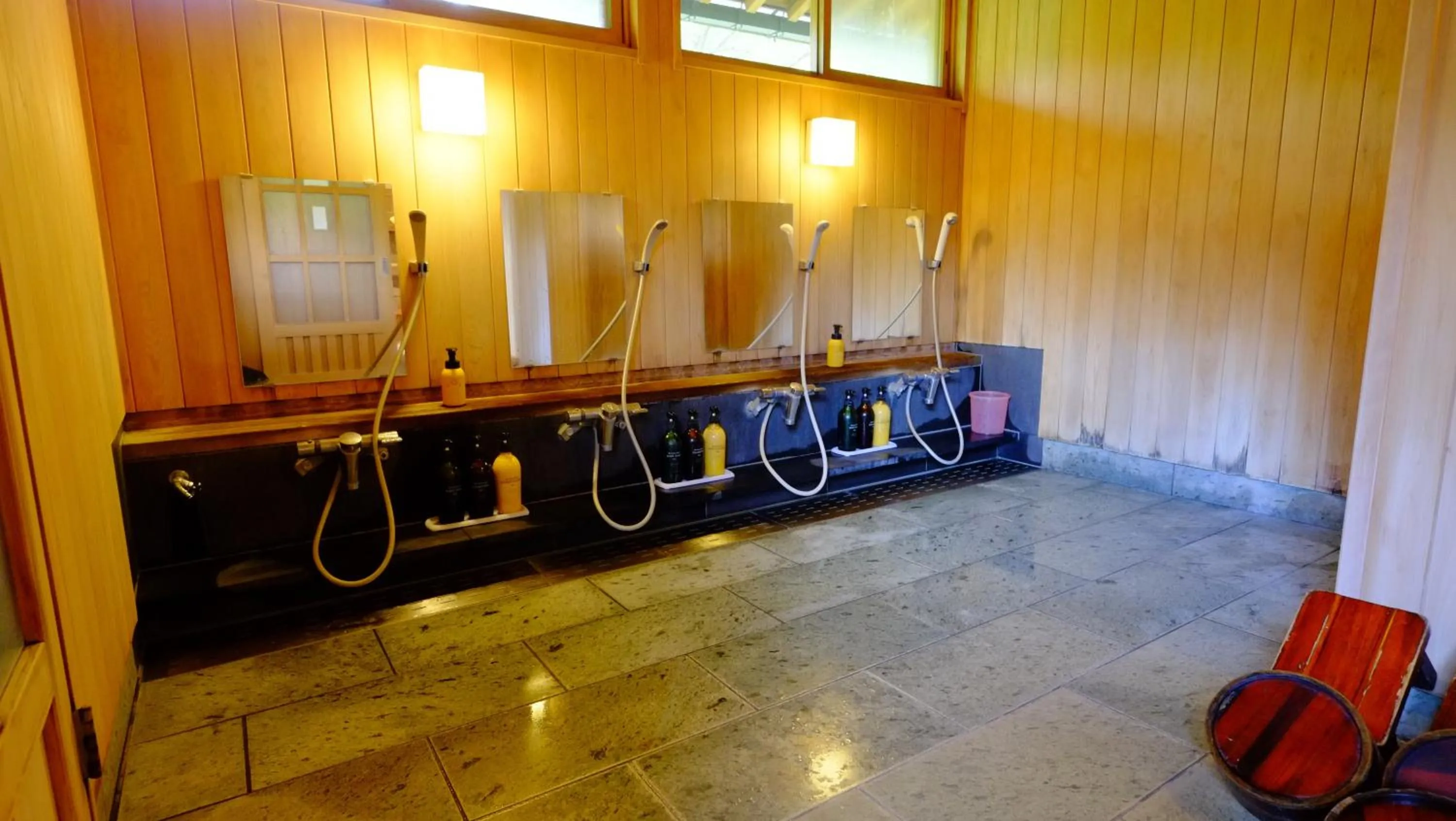 Hot Spring Bath in Yamazatonoiori Soene