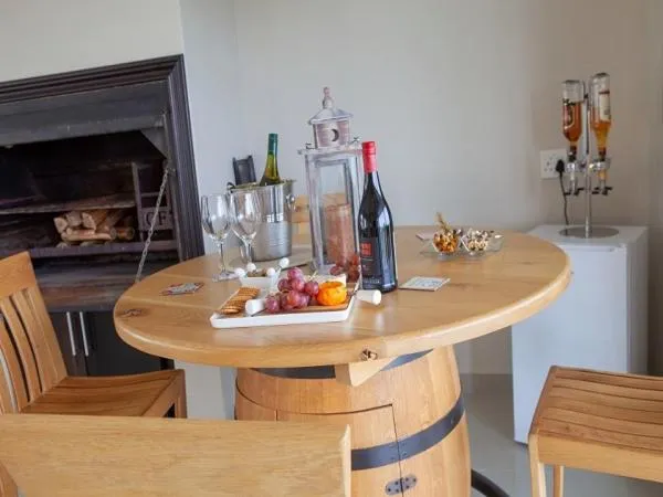 Dining area in JoJo's BnB