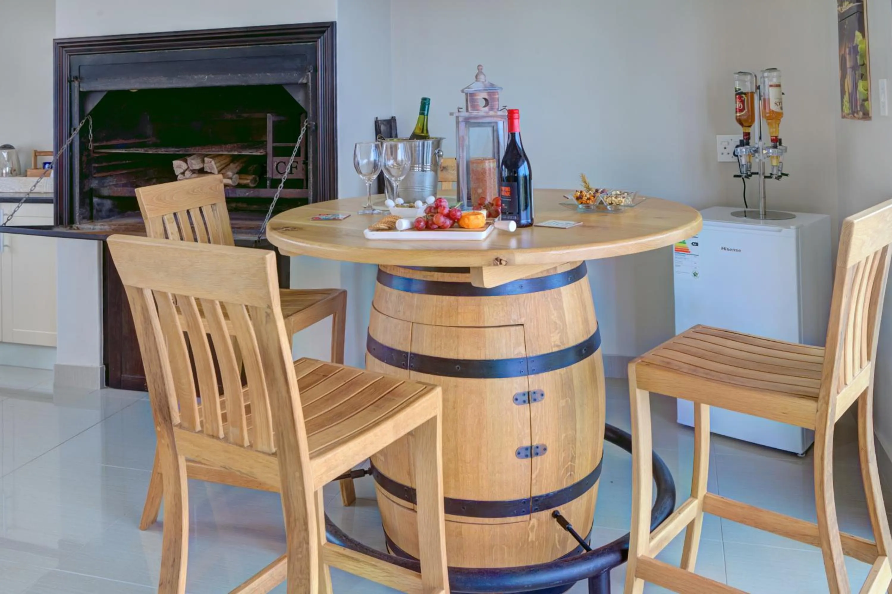 Dining area in JoJo's BnB