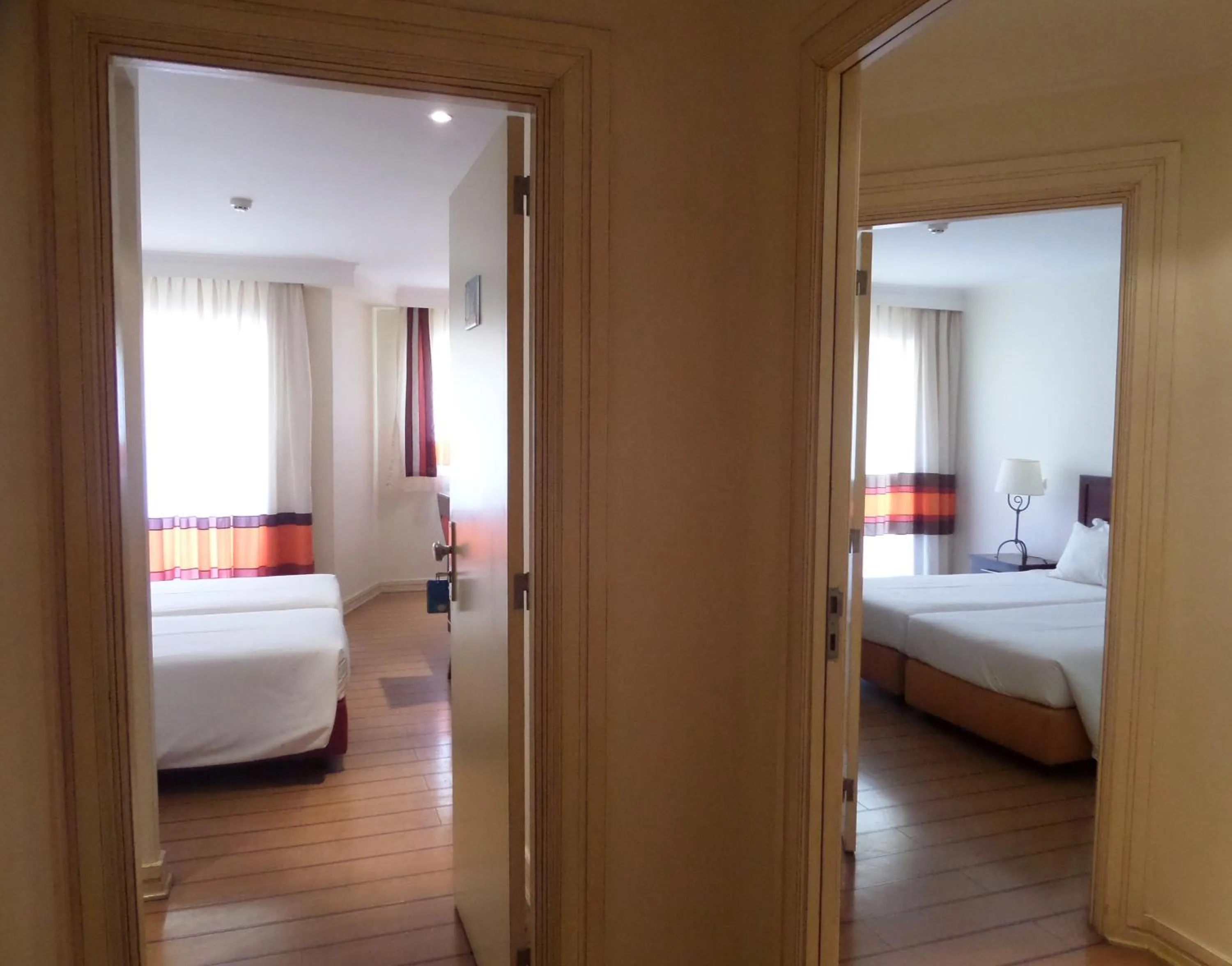 Bed in Yellow Alvor Garden - All Inclusive