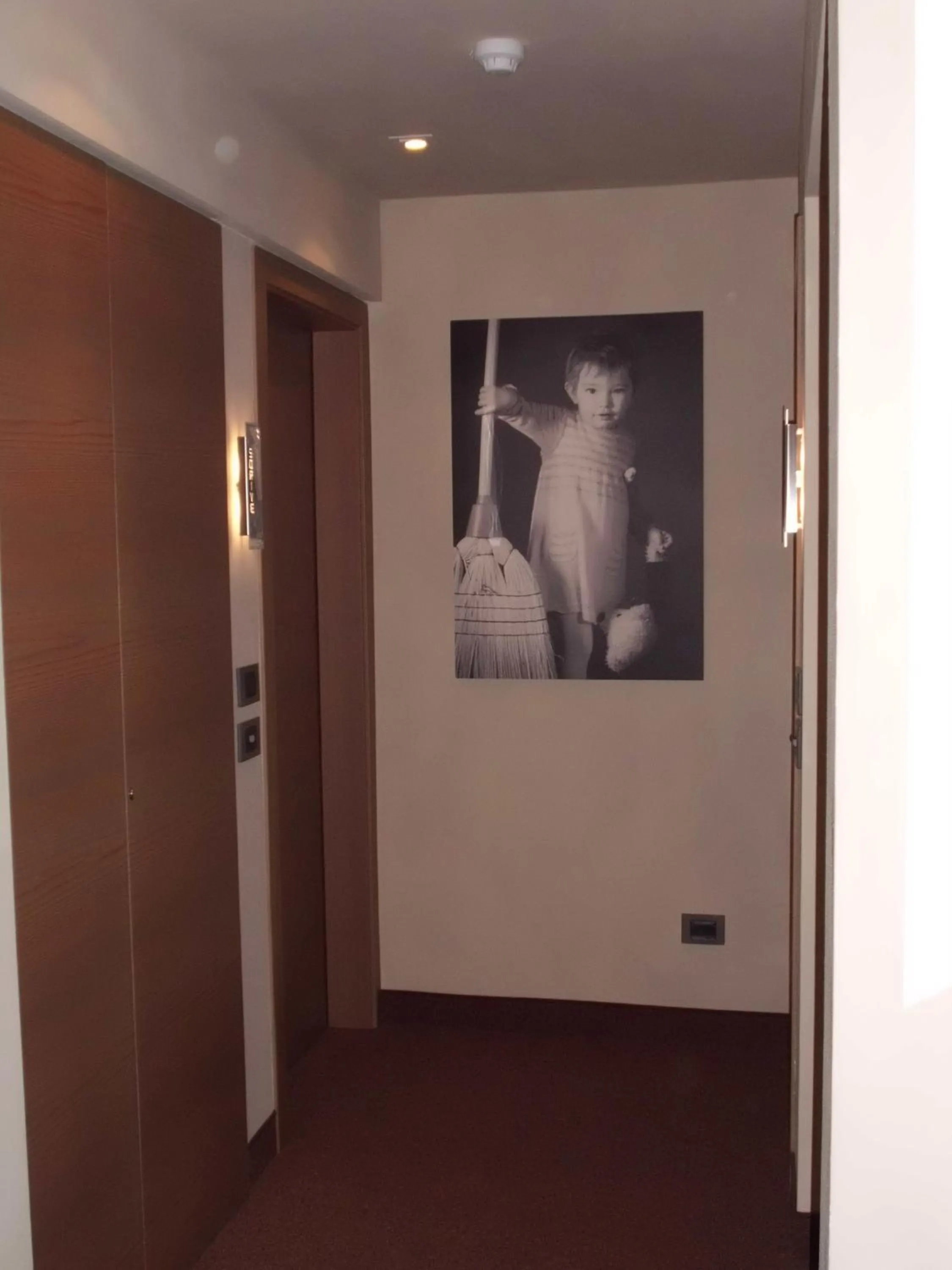 Decorative detail in Dolomiti Lodge Villa Gaia