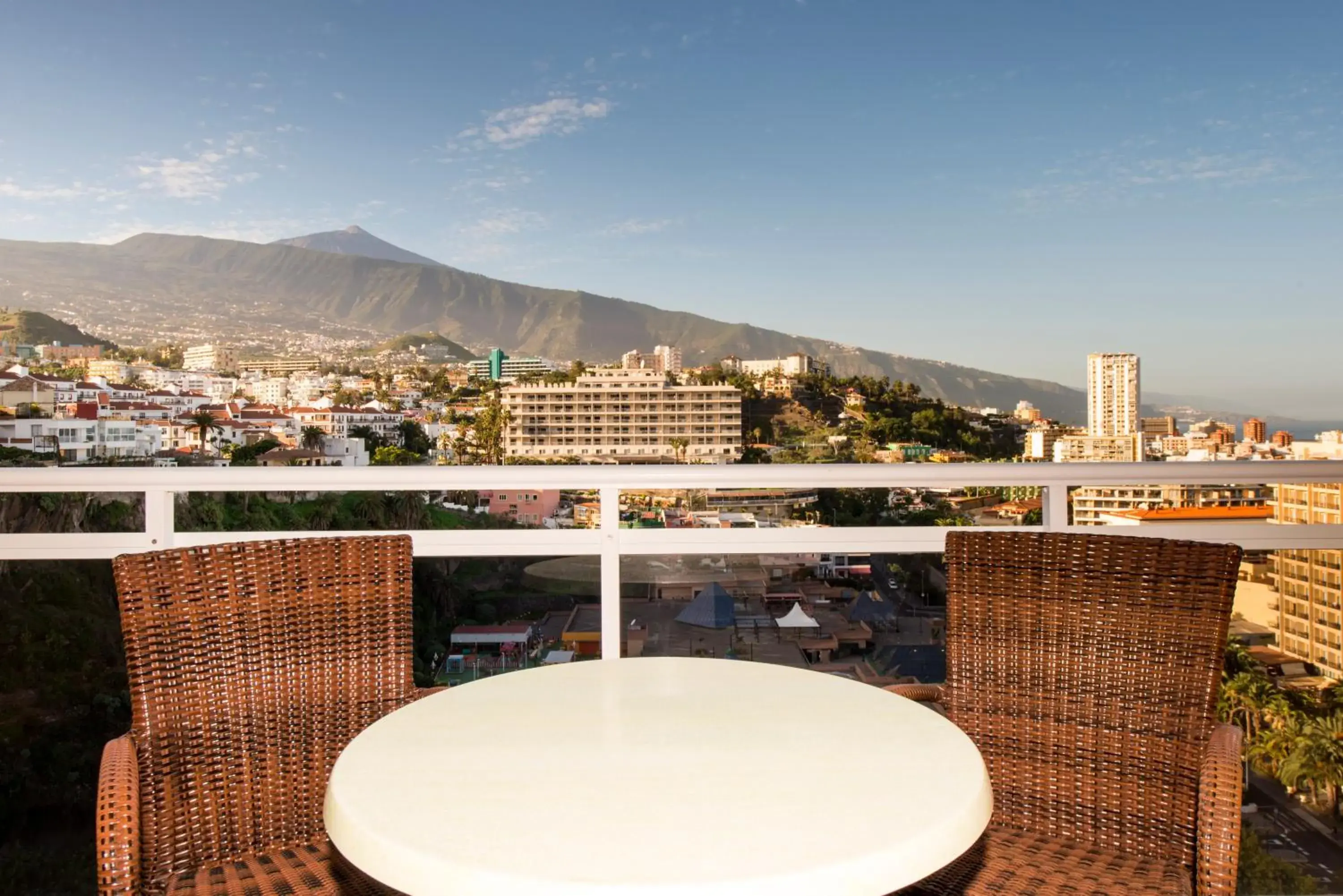 Standard Sea View (1 Adult) in Bahia Principe Sunlight San Felipe Standard Sea View (1 Adult) in Bahia Principe Sunlight San Felipe