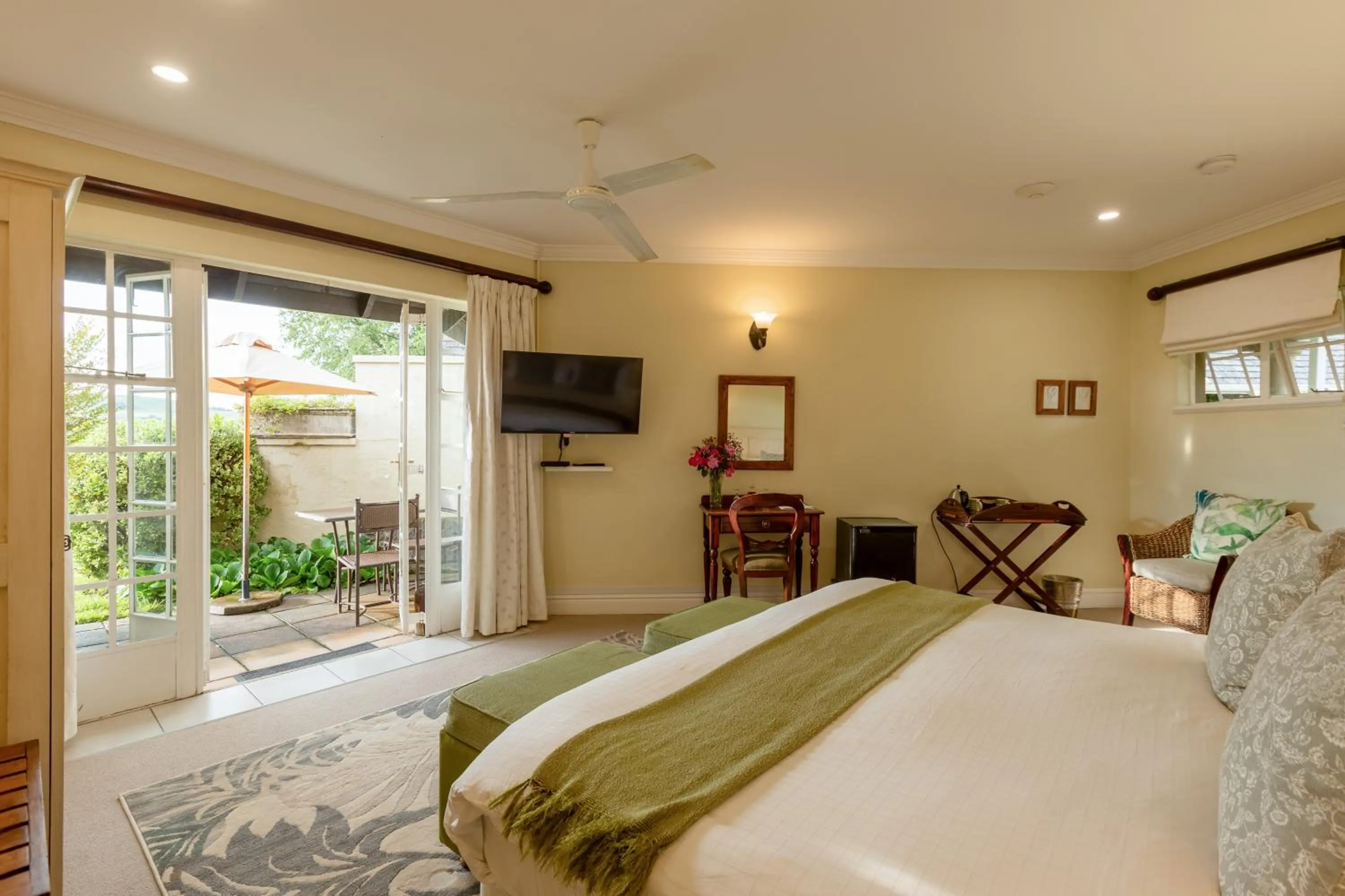 Photo of the whole room, Bed in Moorcroft Manor Boutique Country Hotel