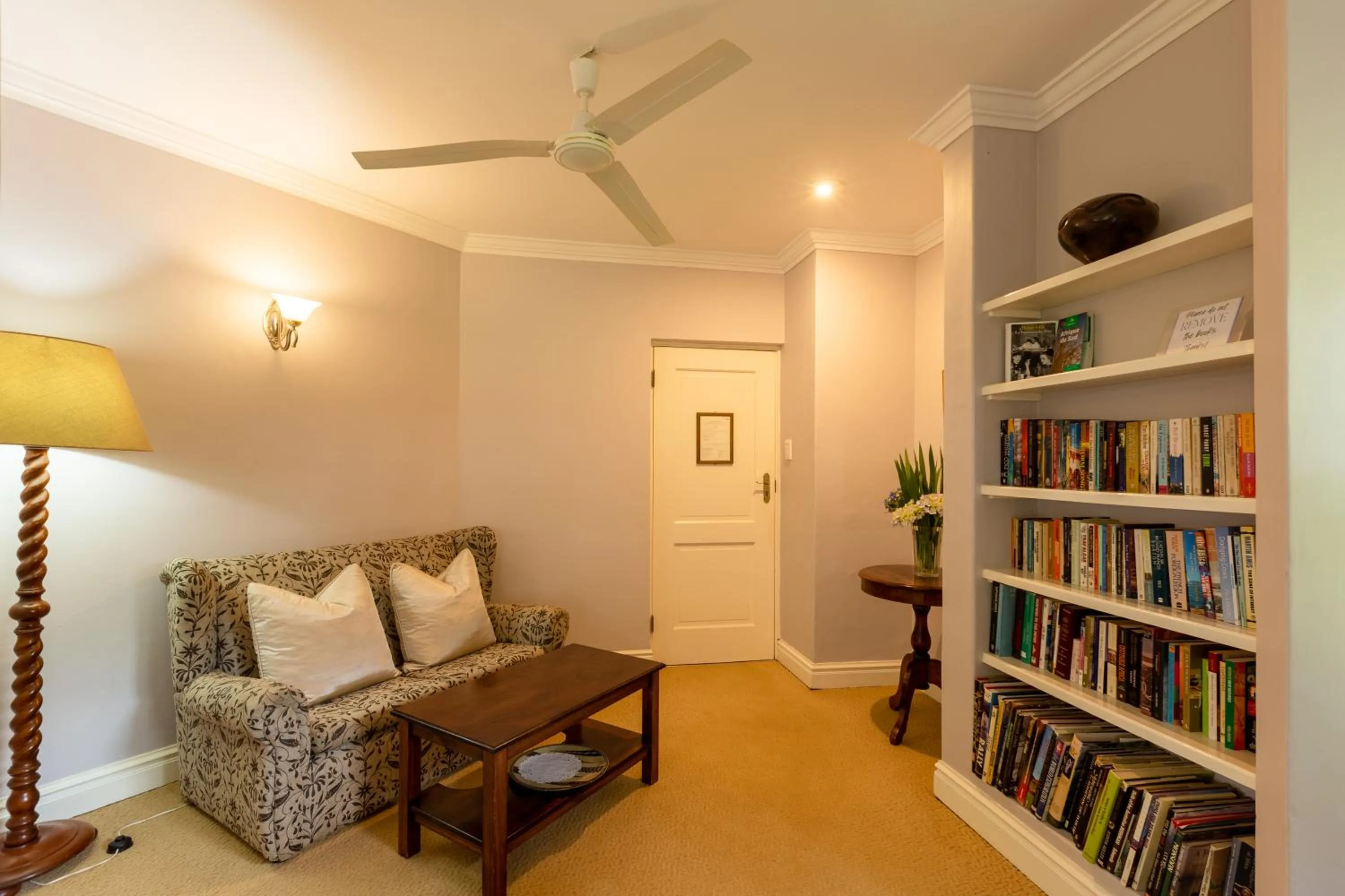 Library in Moorcroft Manor Boutique Country Hotel