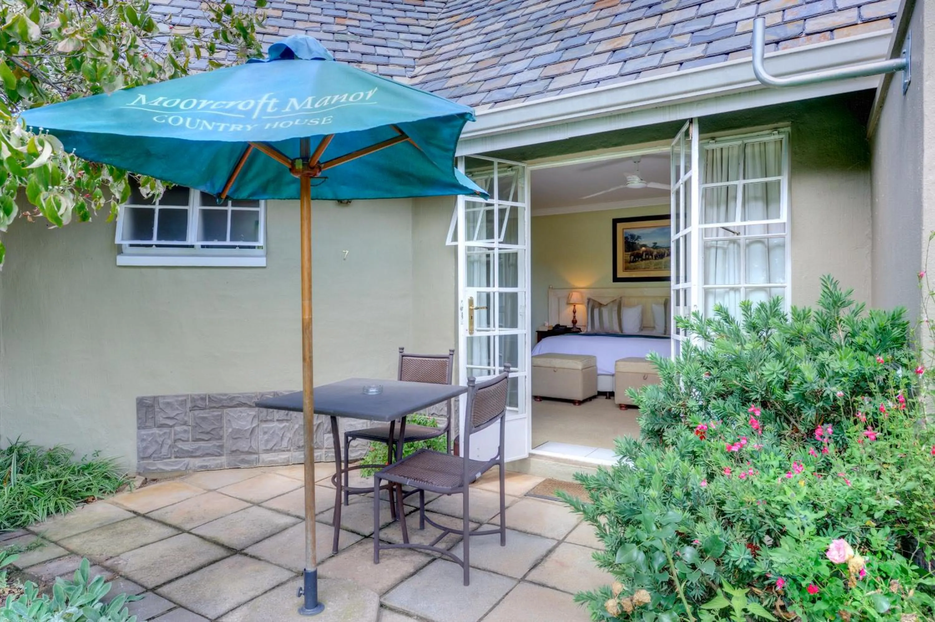 Property building in Moorcroft Manor Boutique Country Hotel