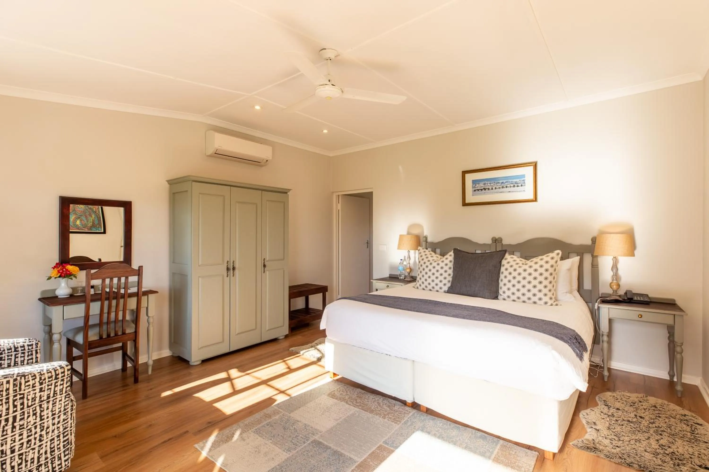 Bed in Moorcroft Manor Boutique Country Hotel