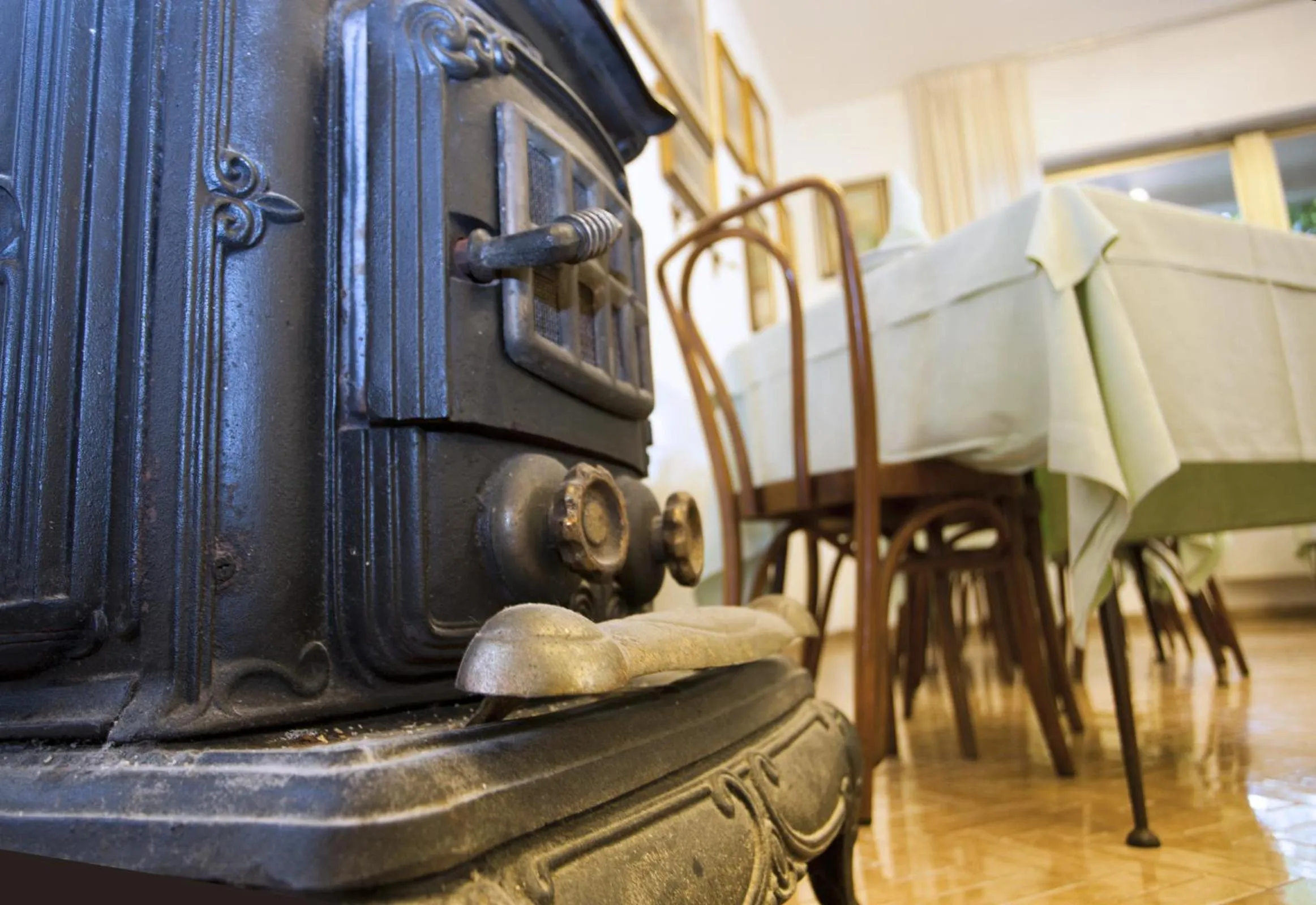 Restaurant/places to eat in Albergo Stella