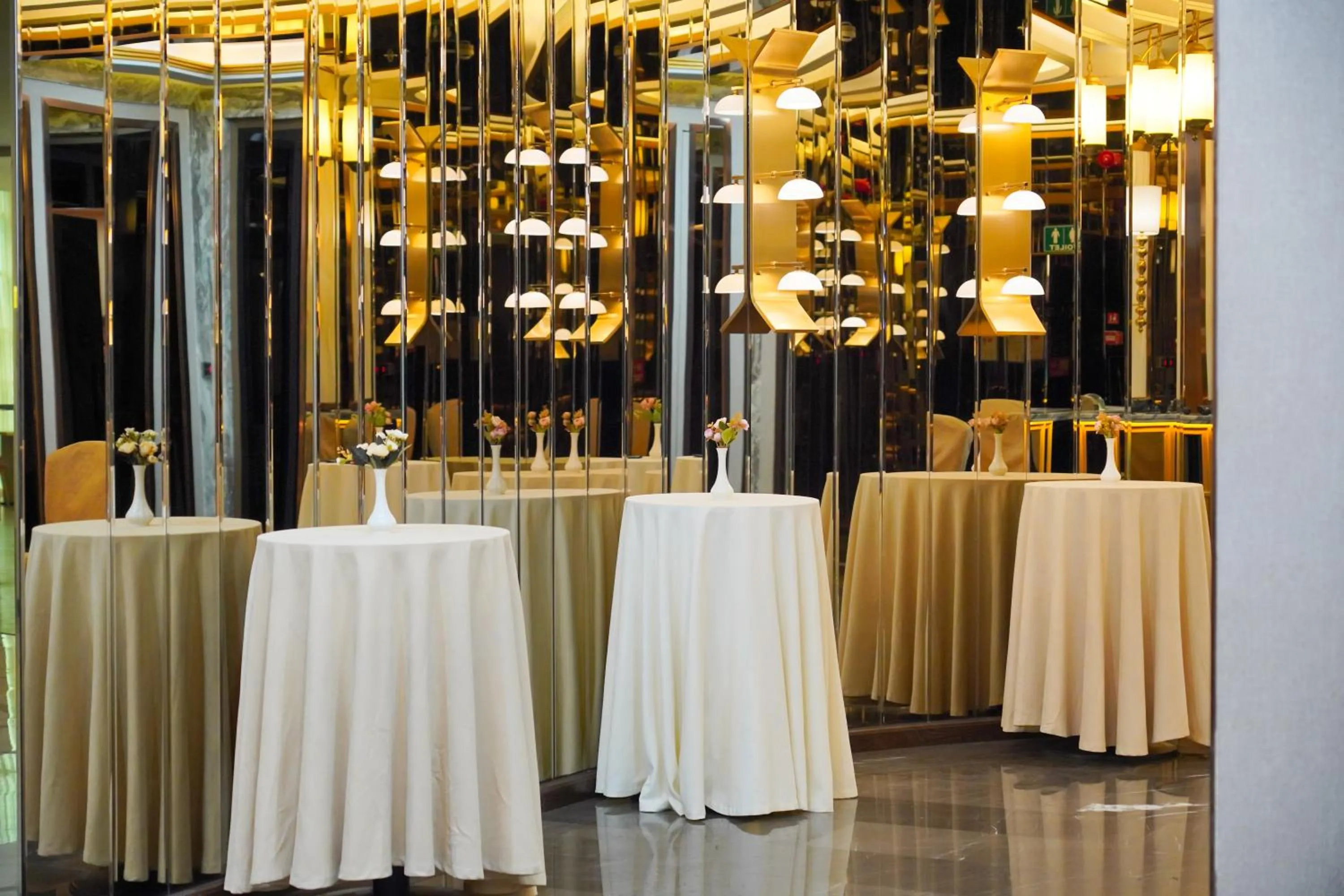 Restaurant/places to eat in Best Western Premier Batumi