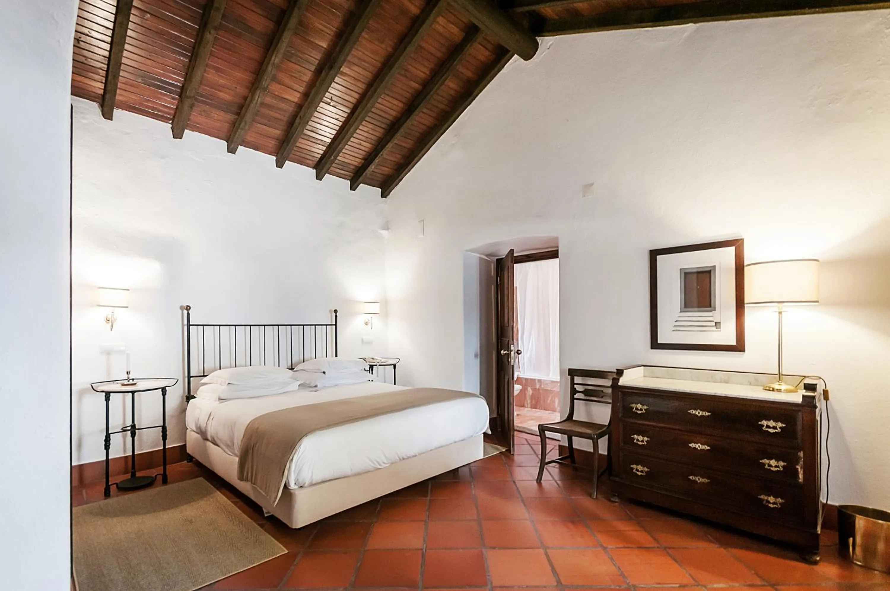 Bedroom, Bed in Convento Sao Paulo - Hotel Rural