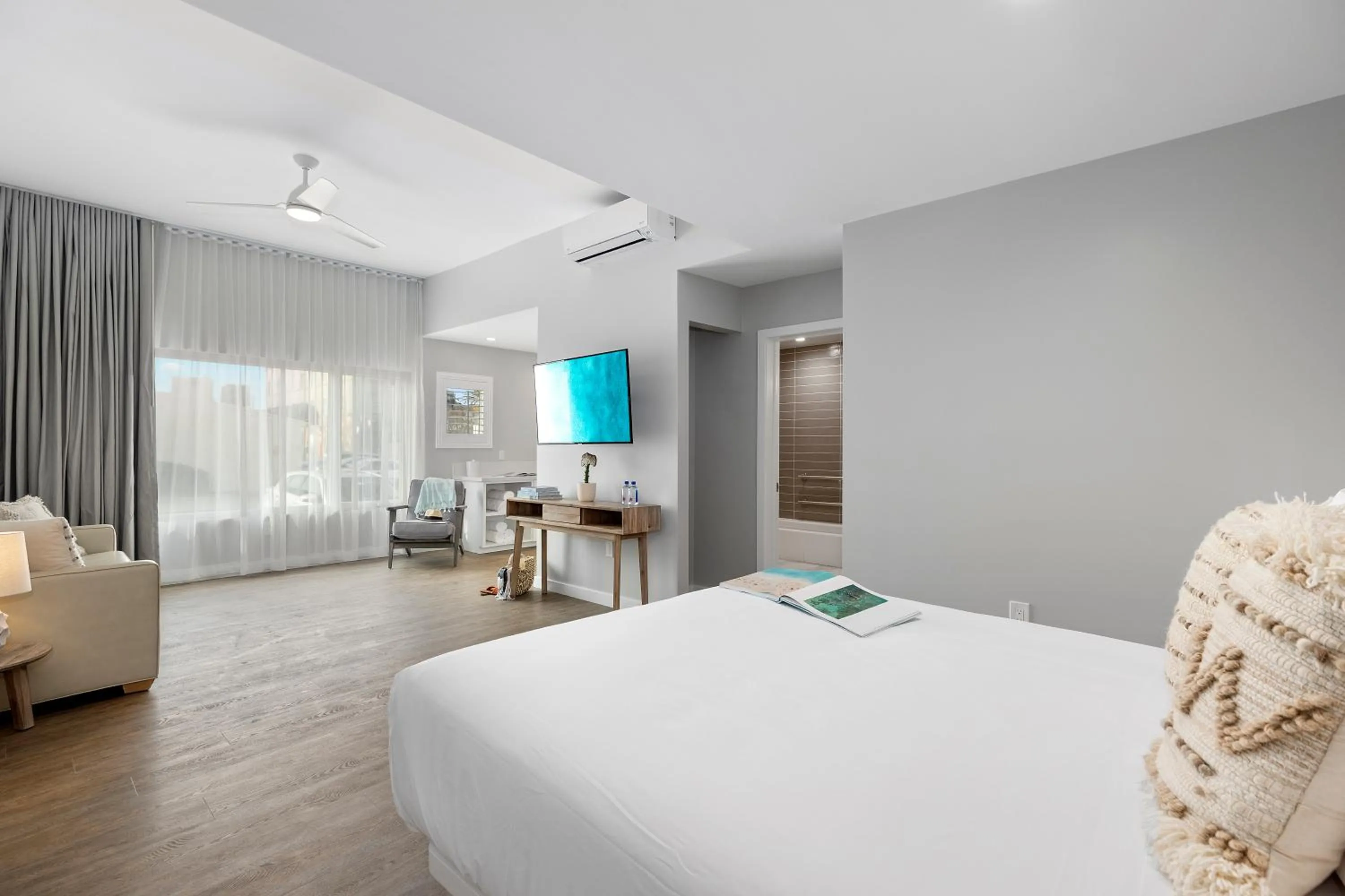 Photo of the whole room, Bed in Sea Sprite Beach Club