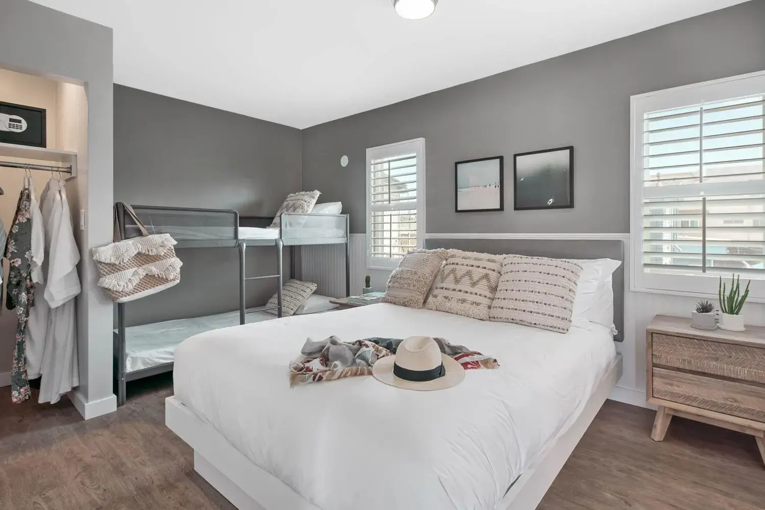 Deluxe Family Suite in Sea Sprite Beach Club Deluxe Family Suite in Sea Sprite Beach Club