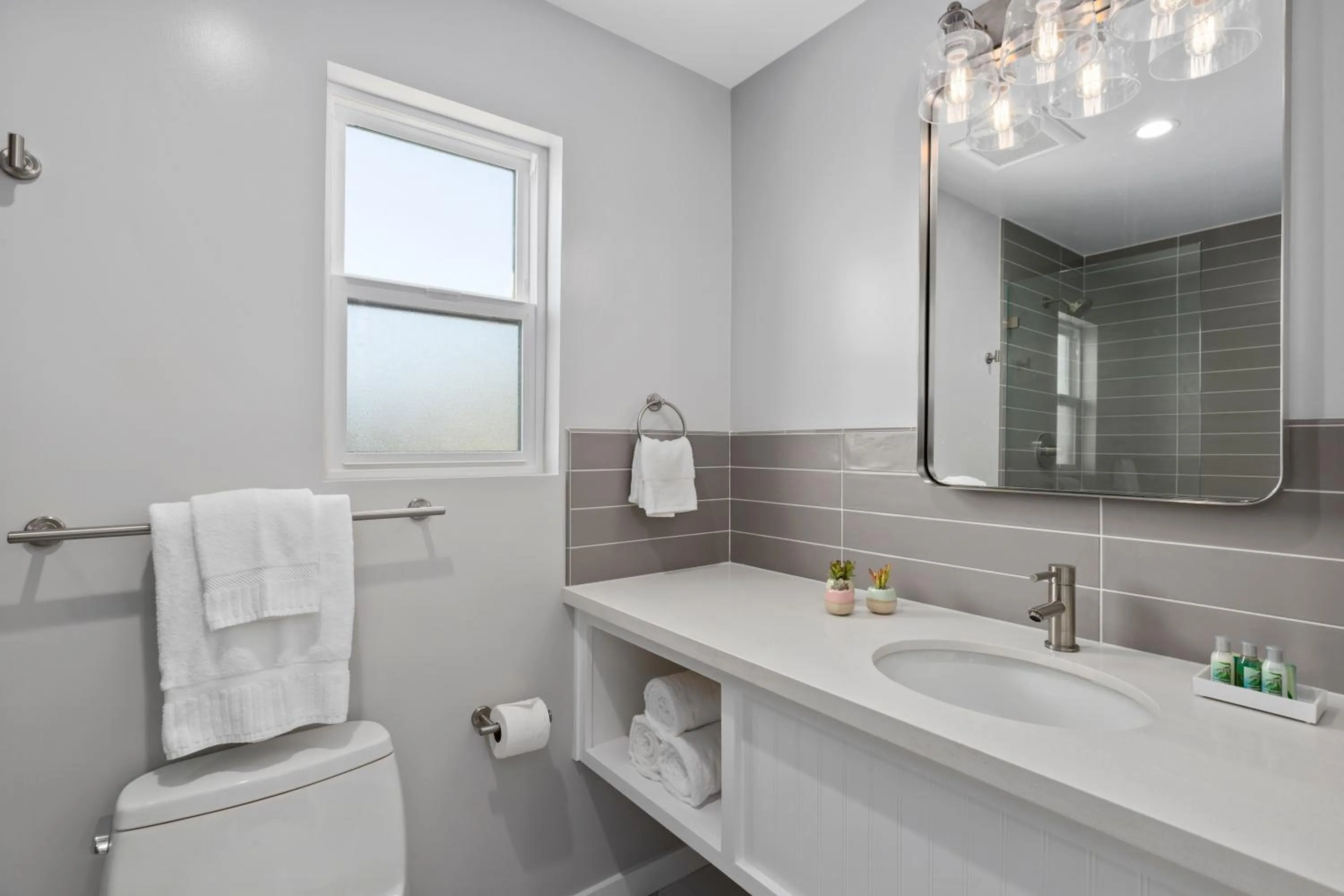 Bathroom in Sea Sprite Beach Club