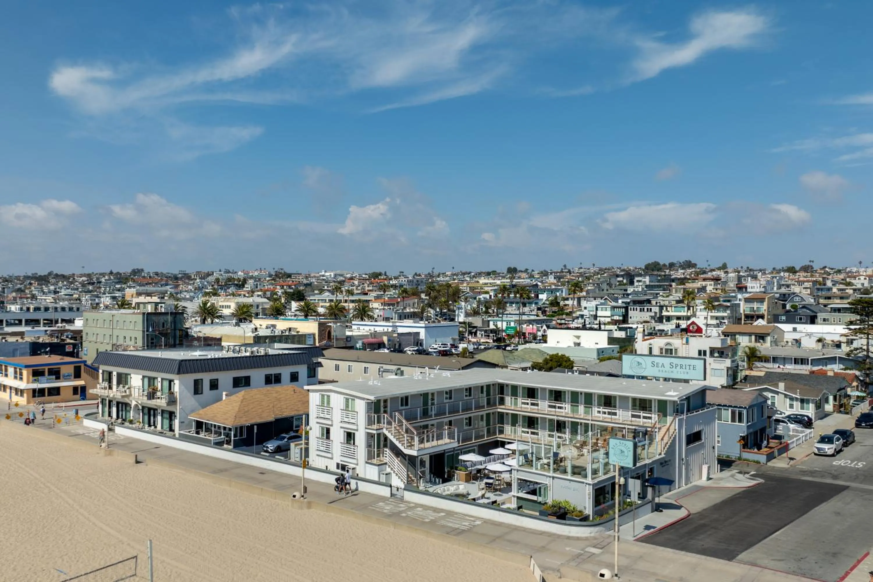 Property building in Sea Sprite Beach Club