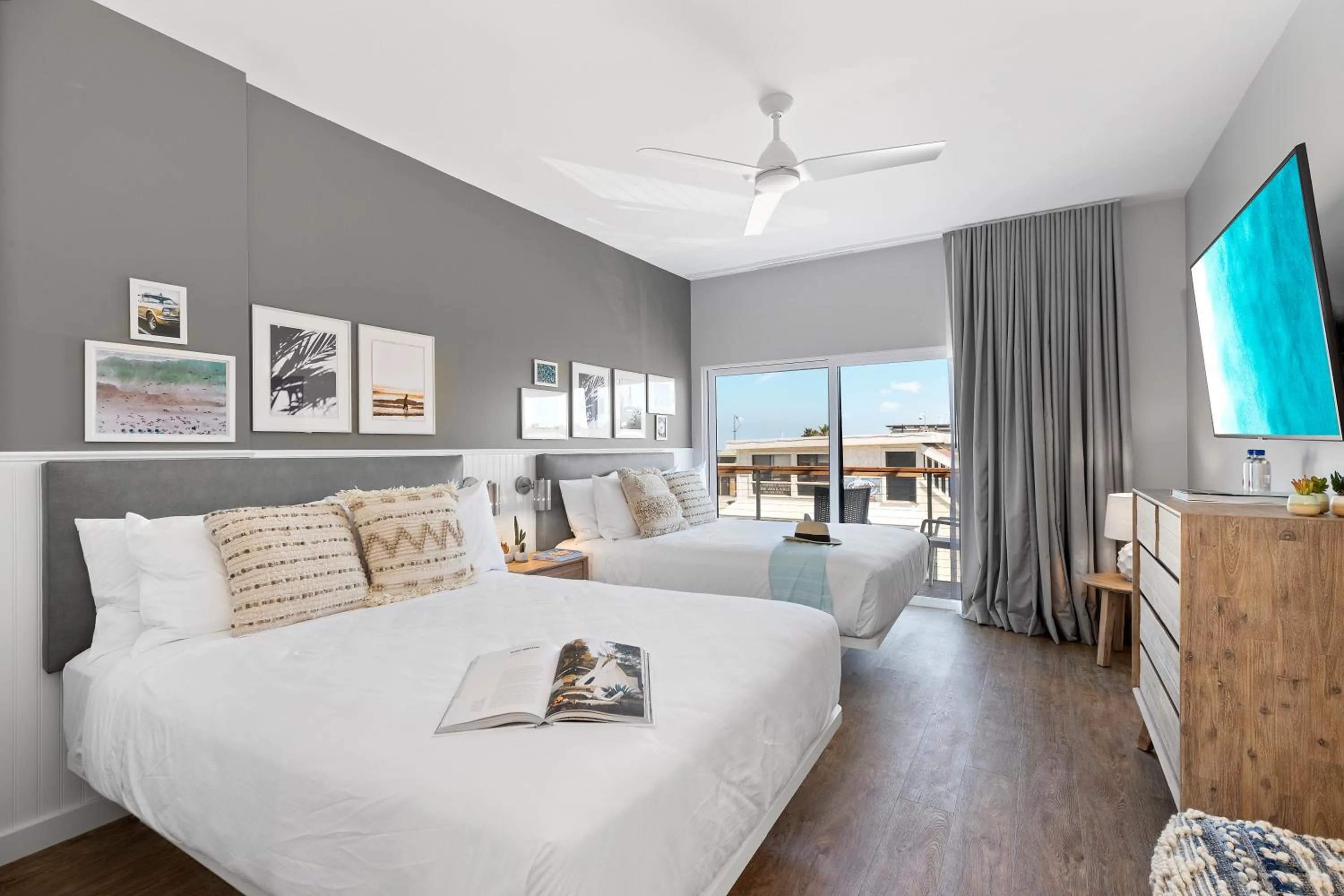 Photo of the whole room, Bed in Sea Sprite Beach Club