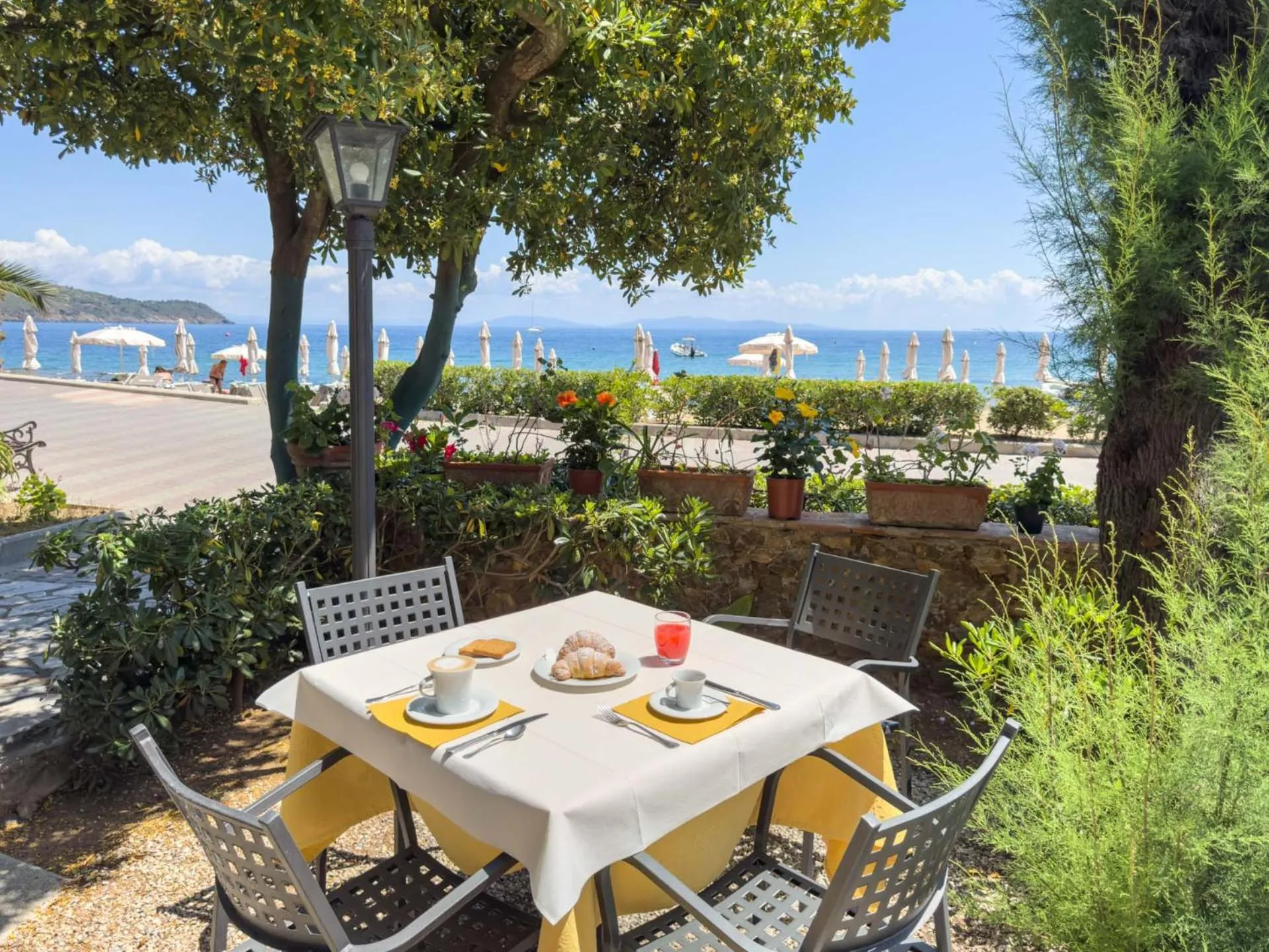 Breakfast in Hotel Villa Rodriguez