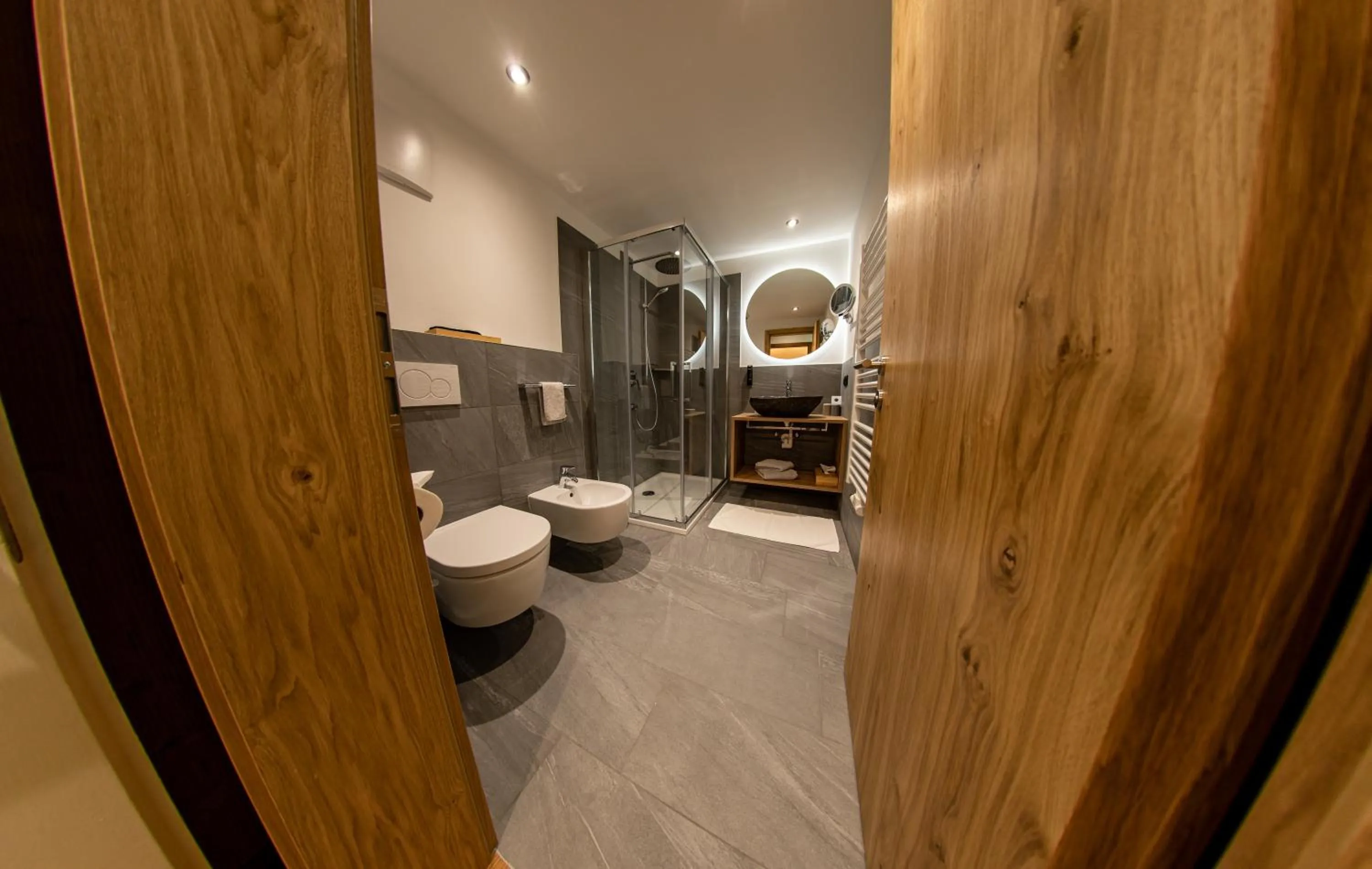 Shower in Hotel Gruber