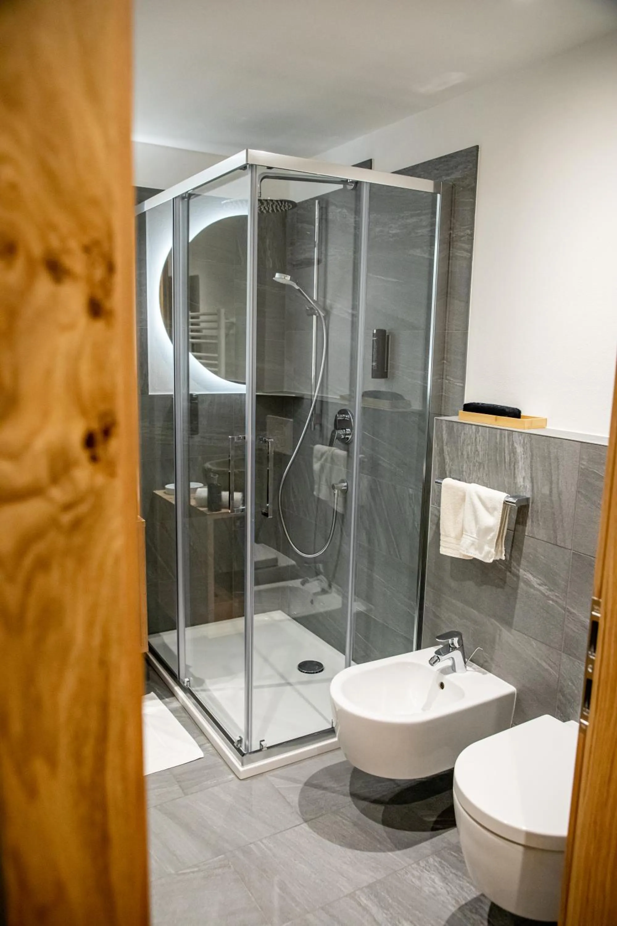 Shower in Hotel Gruber