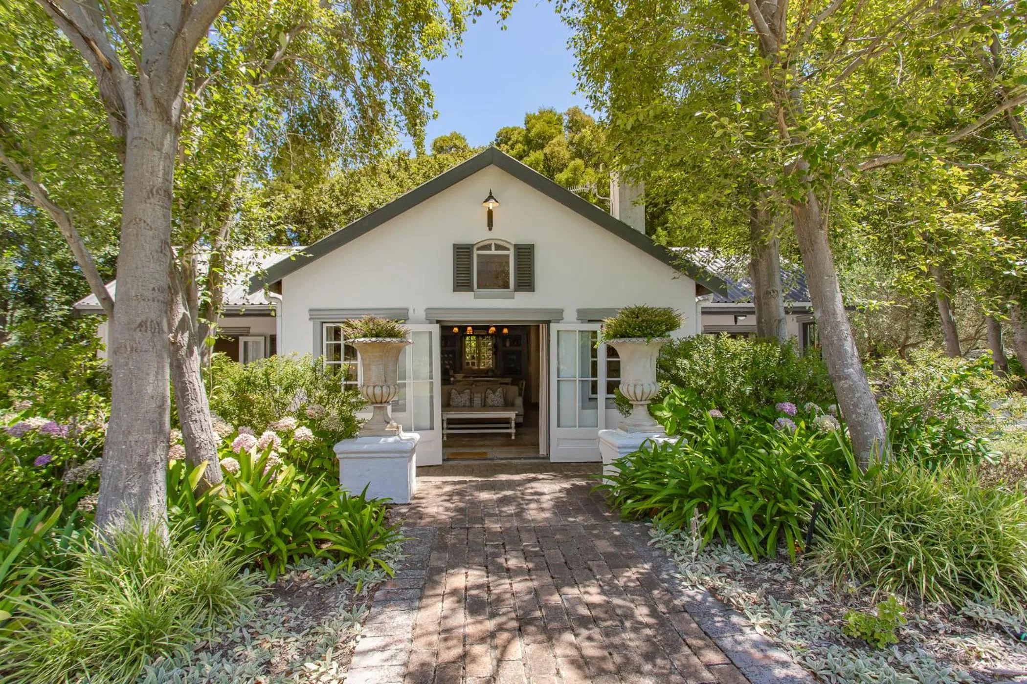 Garden in Franschhoek Rose Cottages