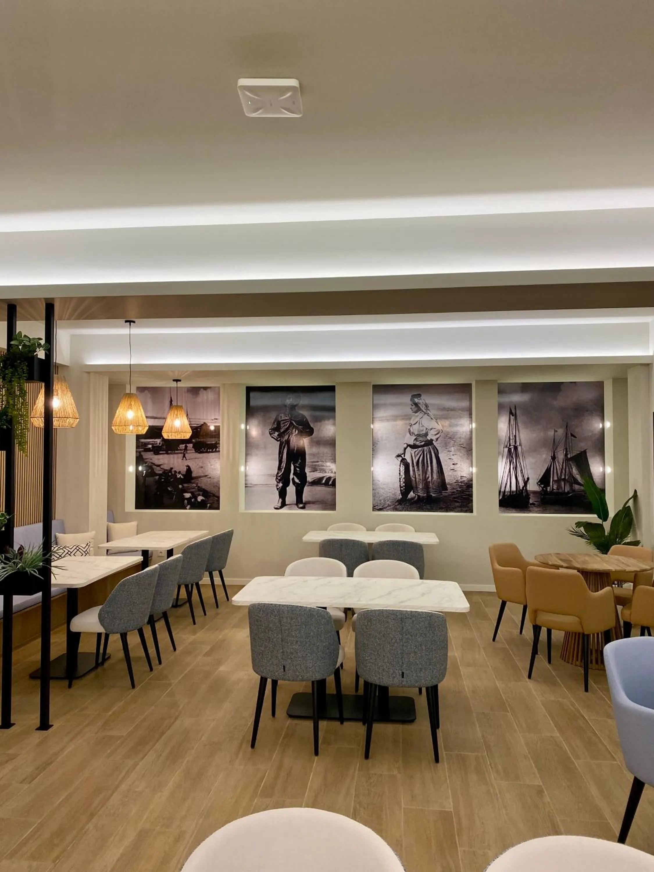 Lounge or bar in Costa de Prata Hotel