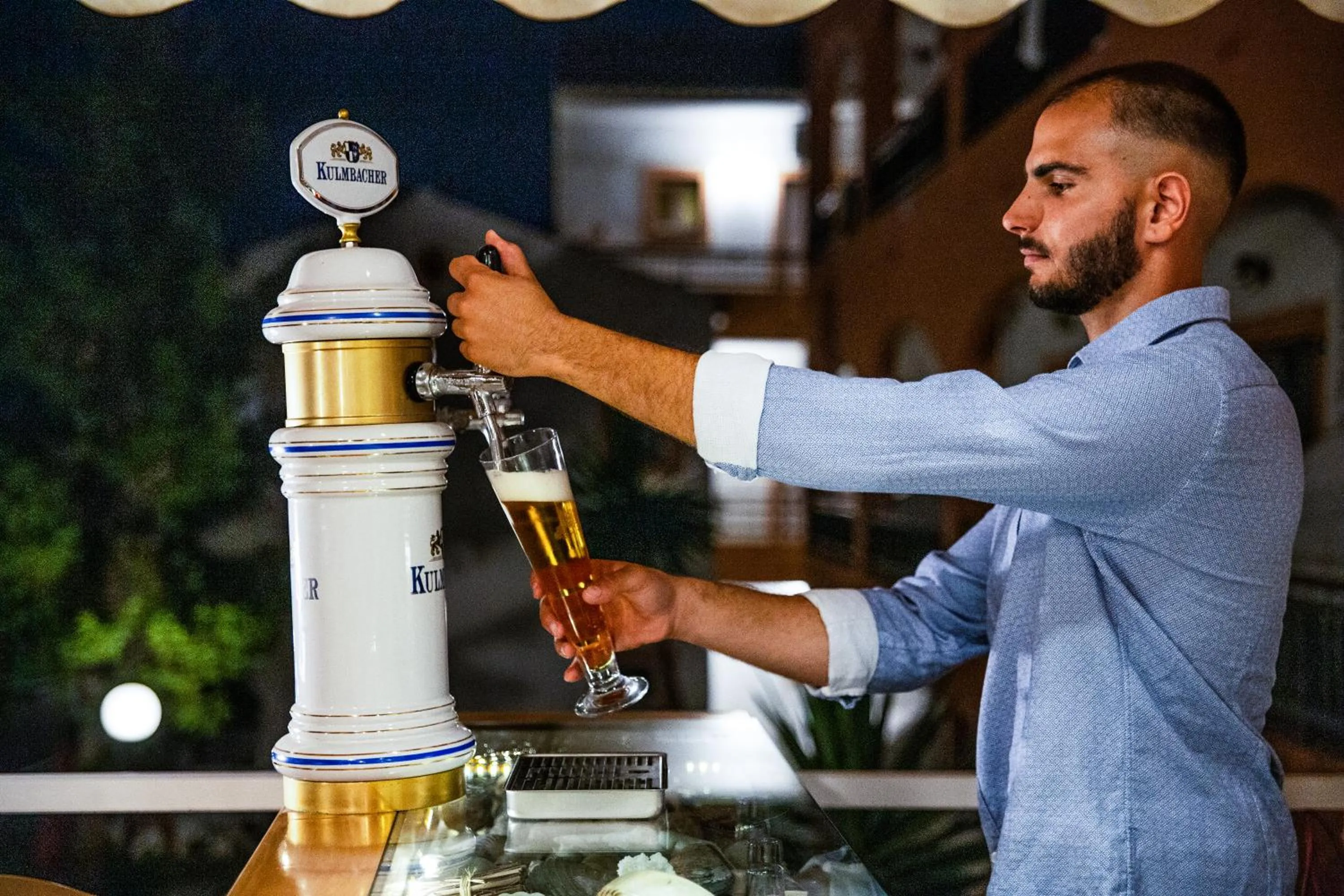 Lounge or bar in Victoria Hill Hotel