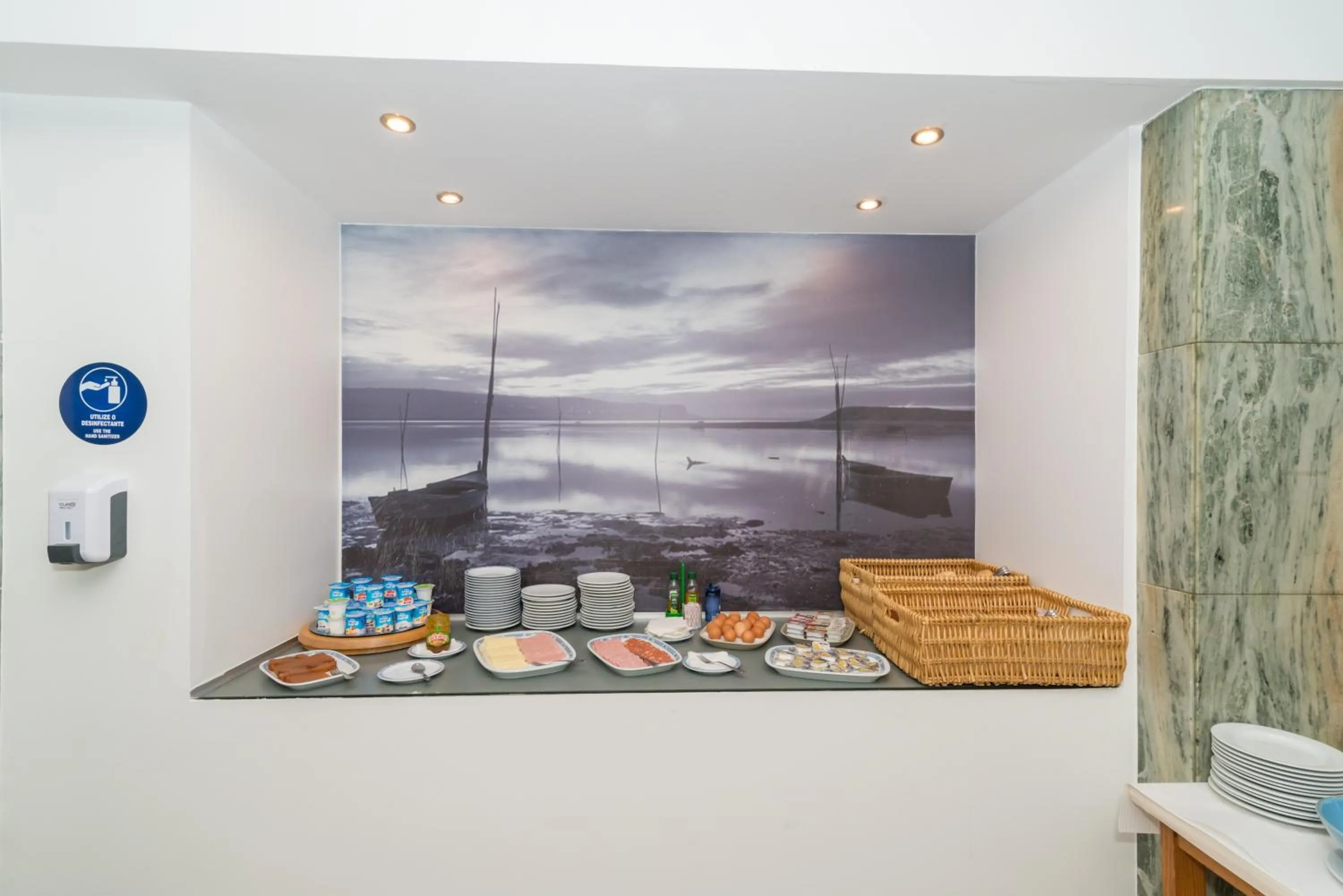 Breakfast in Hotel Costa de Prata 2 & Spa