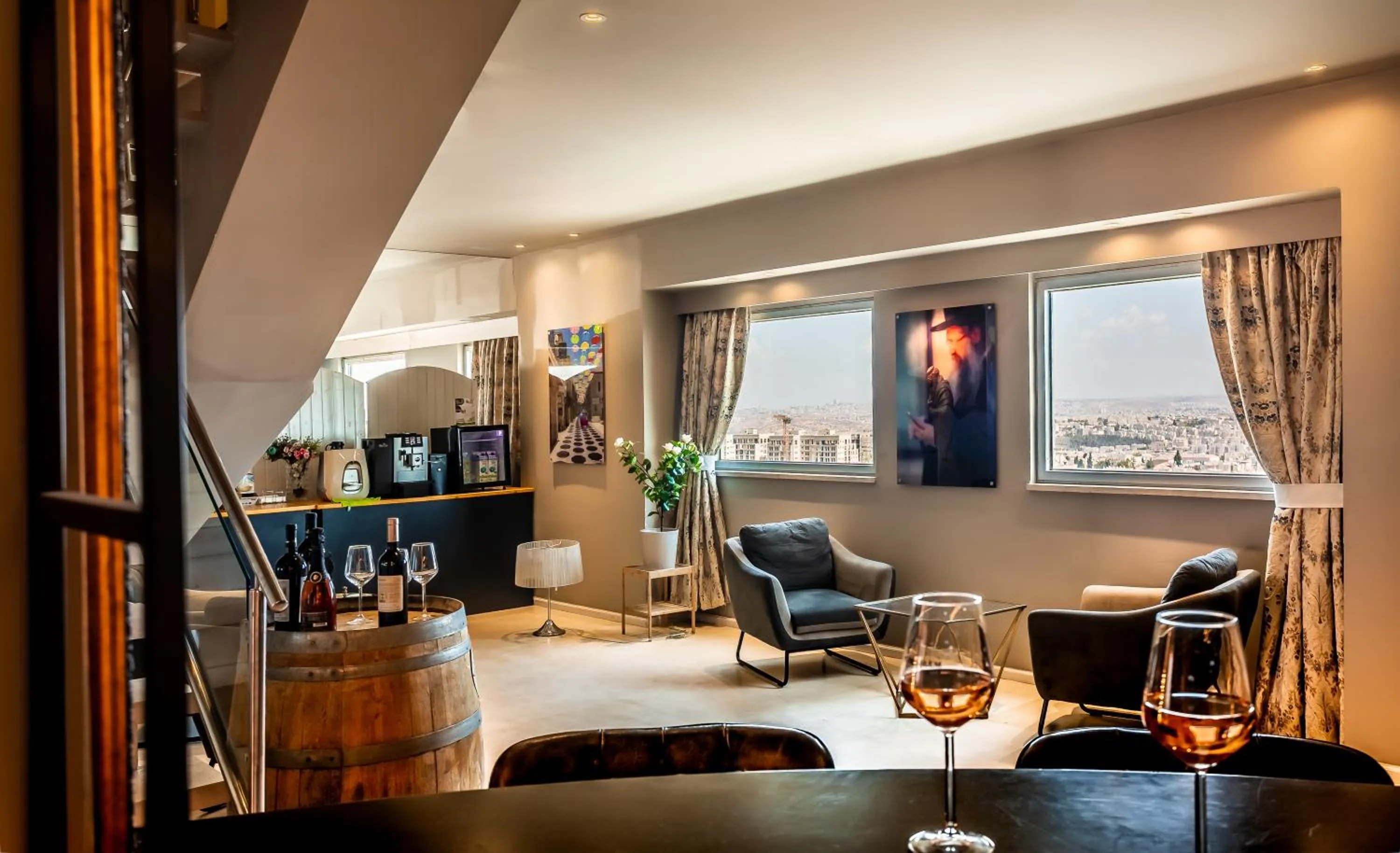 Communal lounge/ TV room in My Jerusalem View