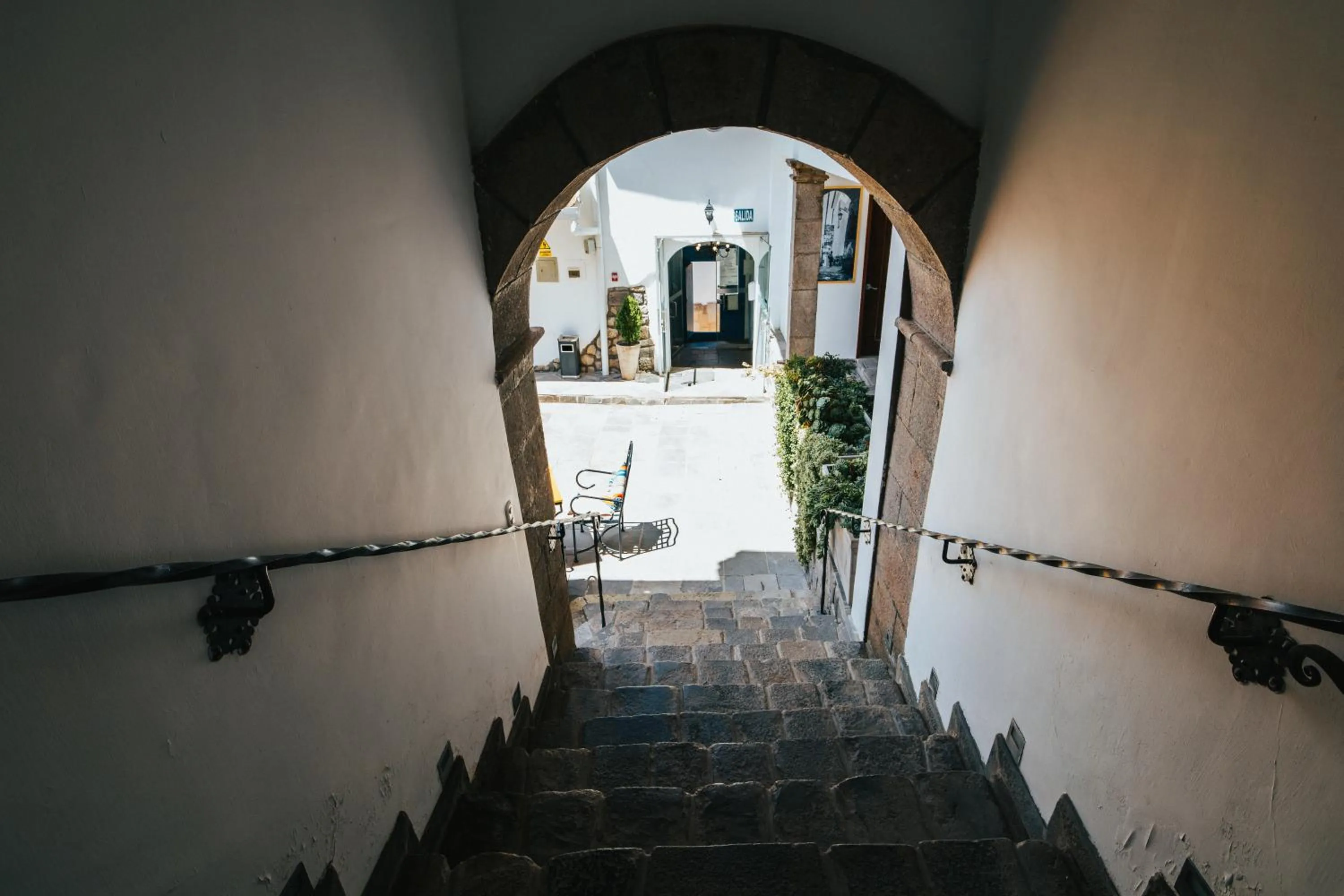 Area and facilities in Tariq Boutique