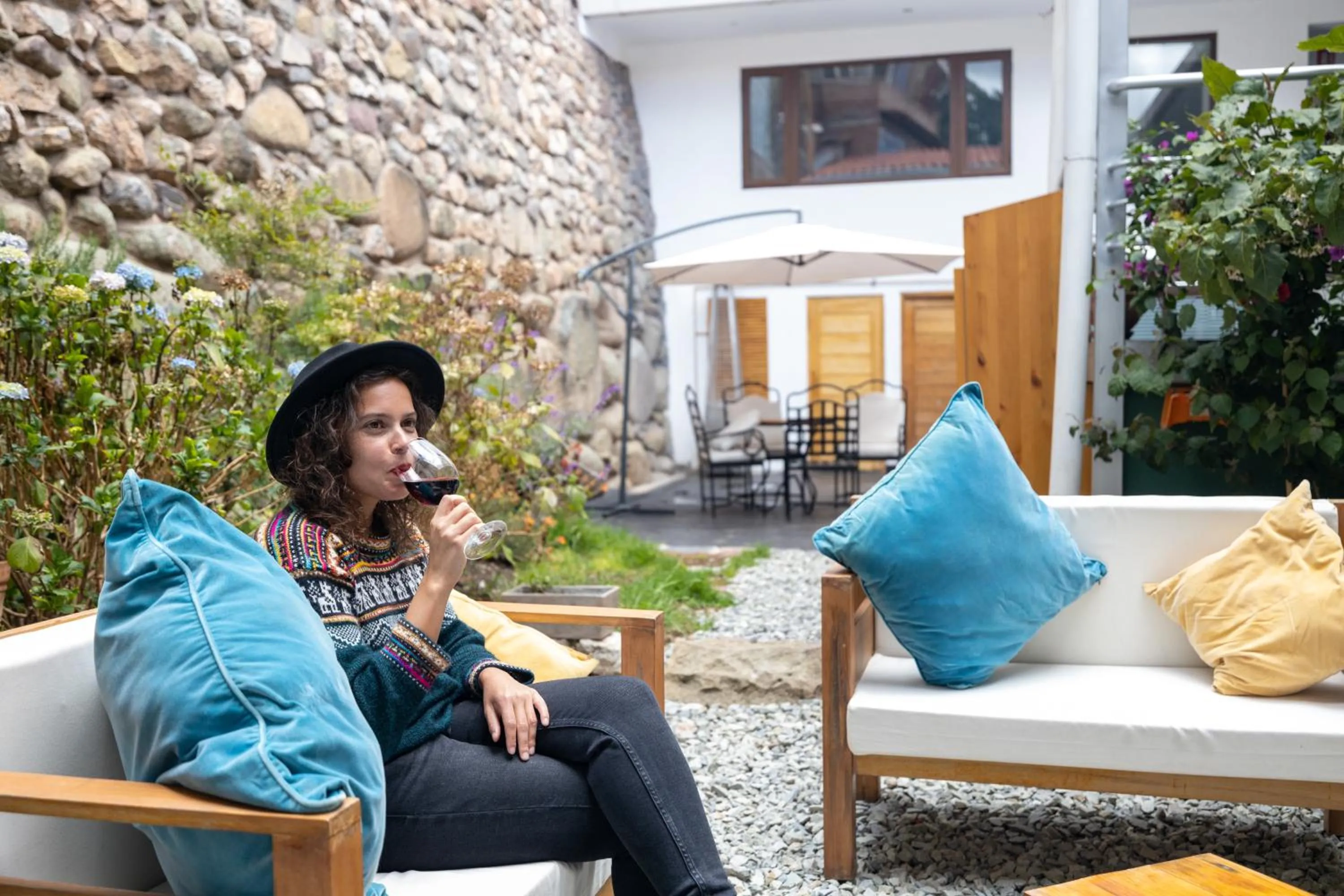 Restaurant/places to eat in Tariq Boutique