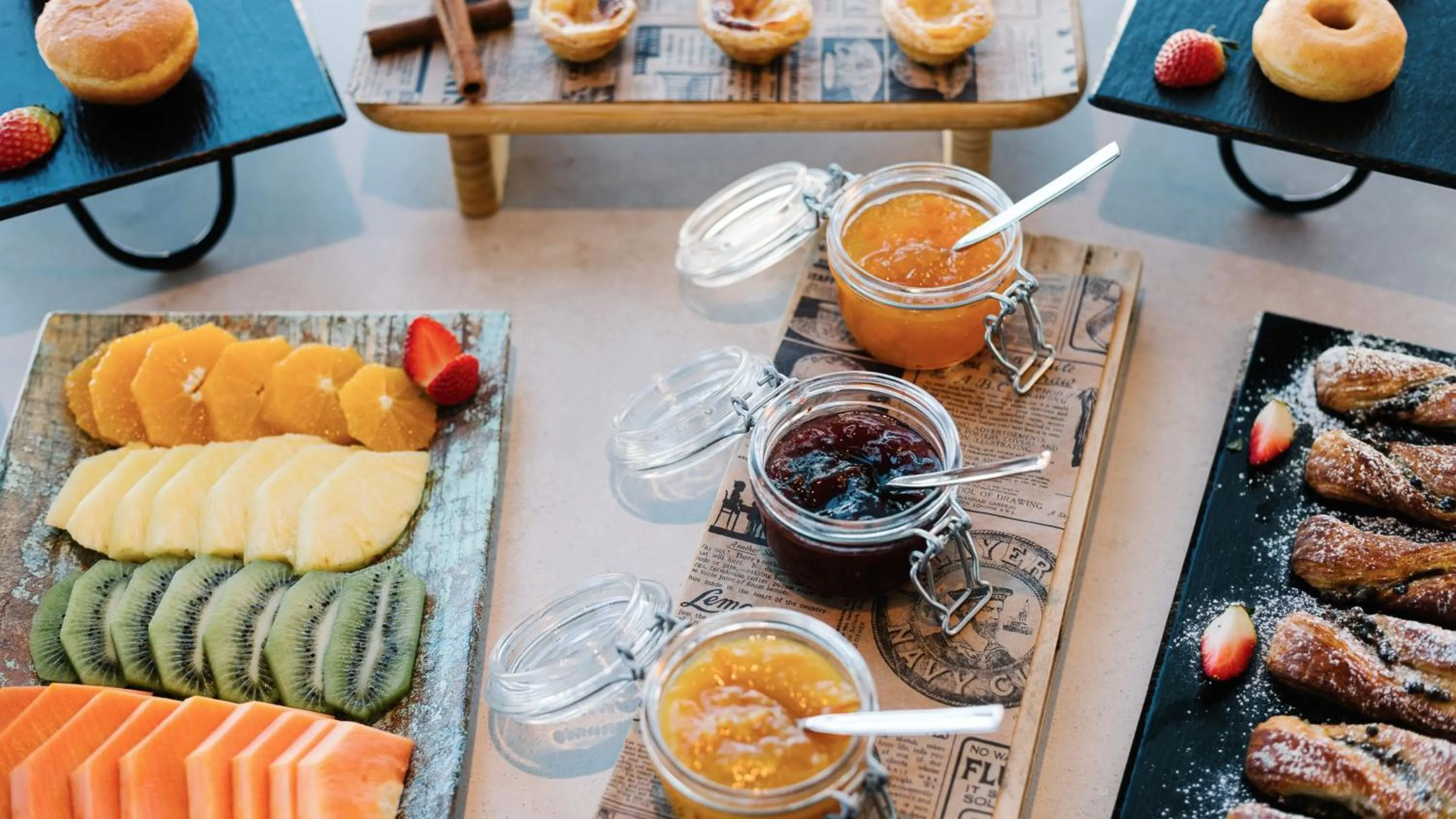 Breakfast in Hotel Indigo Albufeira by IHG