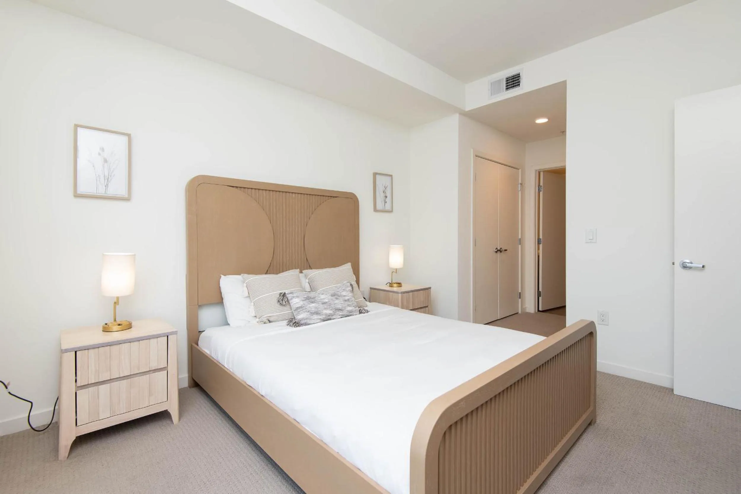 Bed in Modern Apartment Rentals