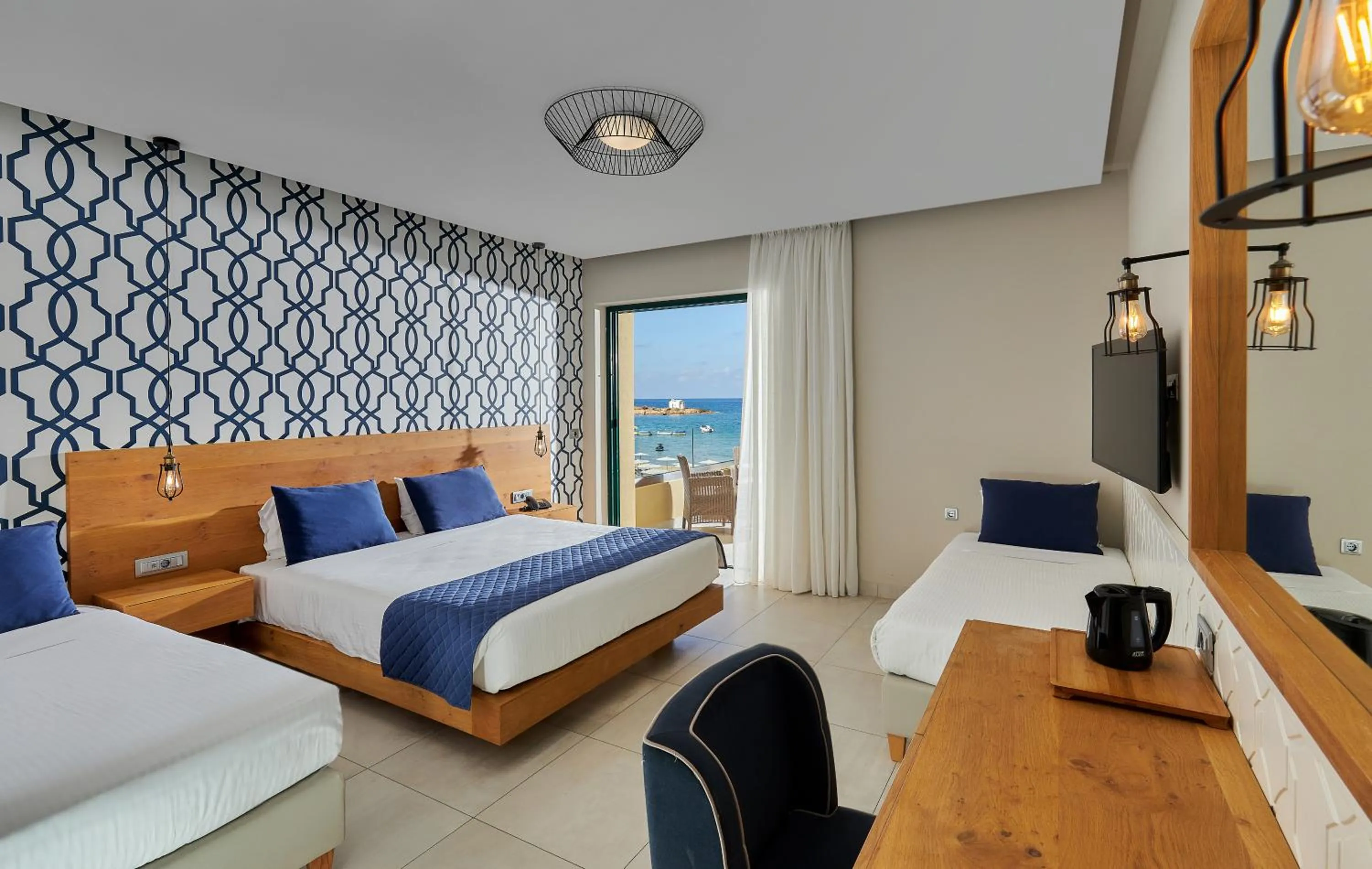 Bed in Sirens Beach & Village